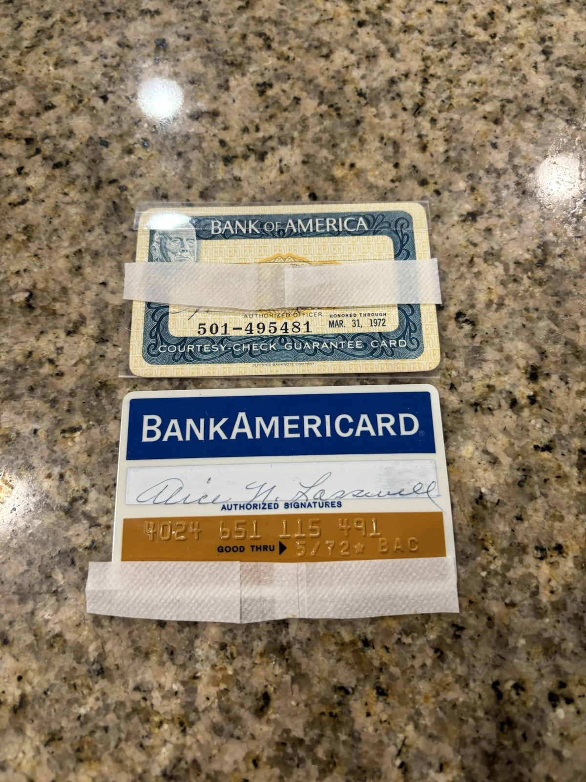 1972 Expired Bank Americard America Credit Card & Expired Courtesy Card 1972 Expired Bank Americard America Credit Card & Expired Courtesy Card