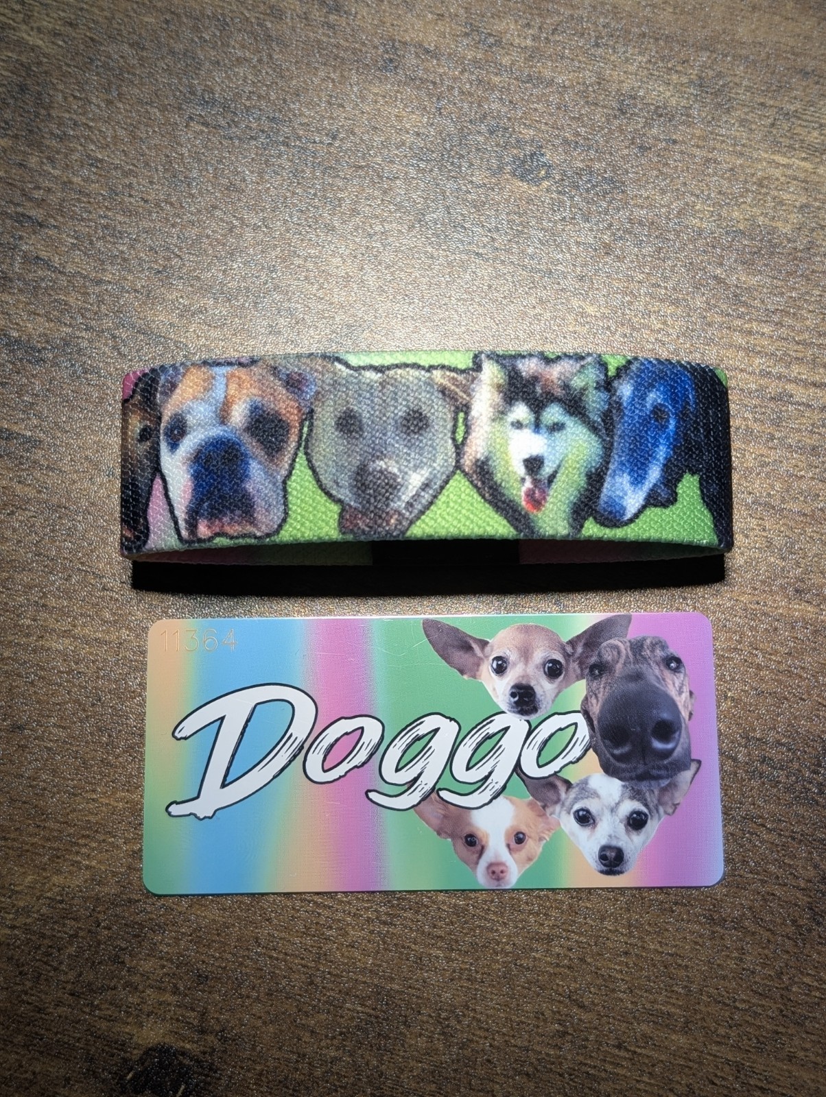 Zox #11364 Doggo ~ NEW ~ Medium ~ Strap ~ Collector\'s Card