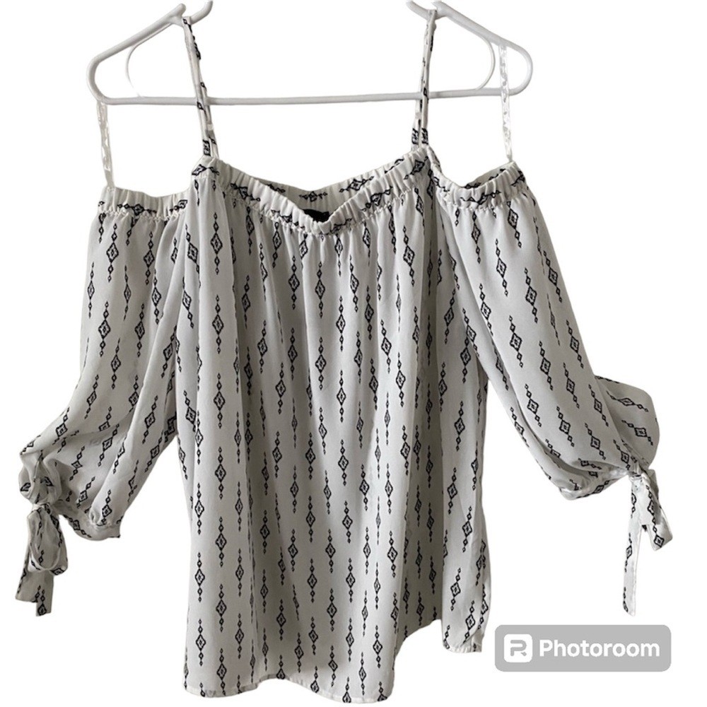 Women’s plus size Blouse Women’s plus size Blouse