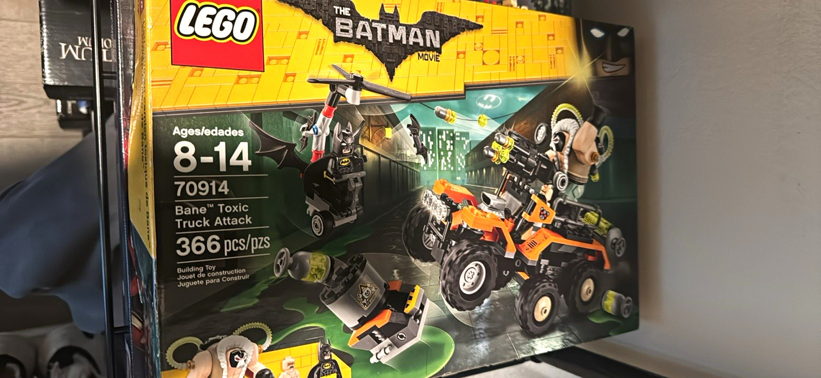 LEGO The LEGO Batman Movie Bane Toxic Truck Attack 70914 366 pcs 8-14 Box