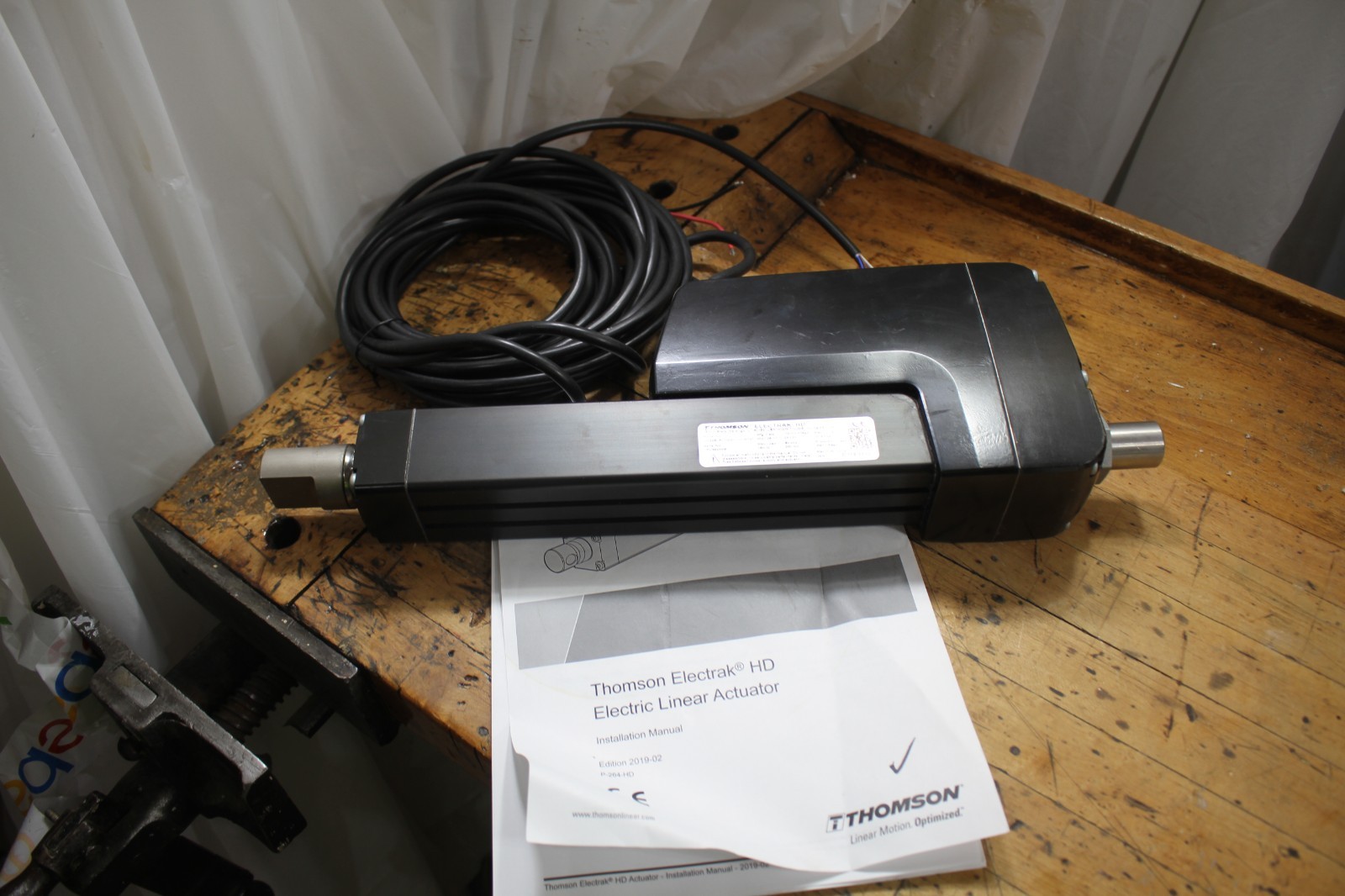 Thomson Electrak HD Electric Linear Actuator, 24v Thomson Electrak HD Electric Linear Actuator, 24v