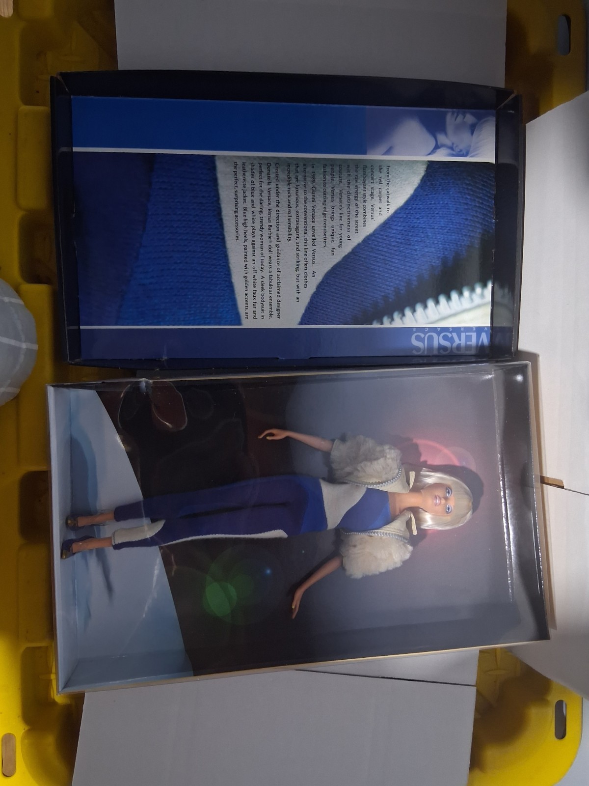 BARBIE VERSUS VERSACE DOLL GOLD LABEL #B9767 MATTEL 2004  NRFB