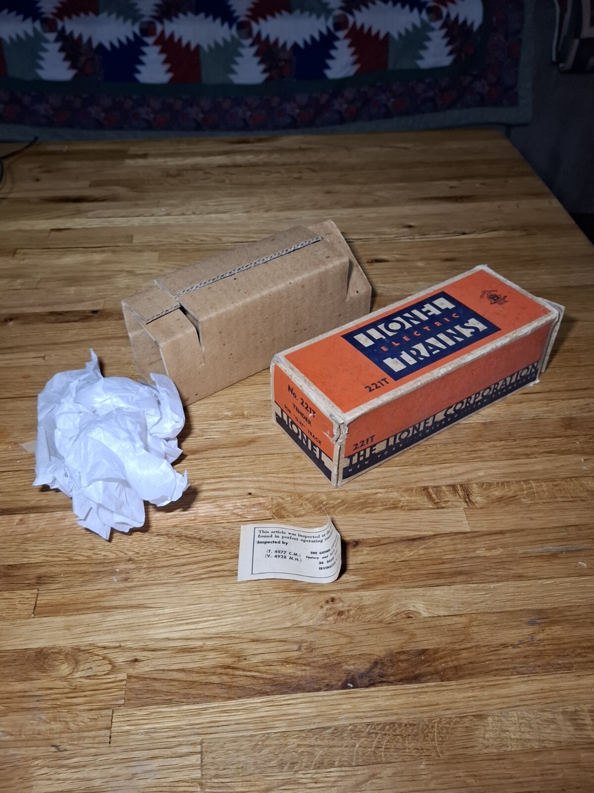 Vintage Lionel Train empty box 221T Tender Vintage Lionel Train empty box 221T Tender