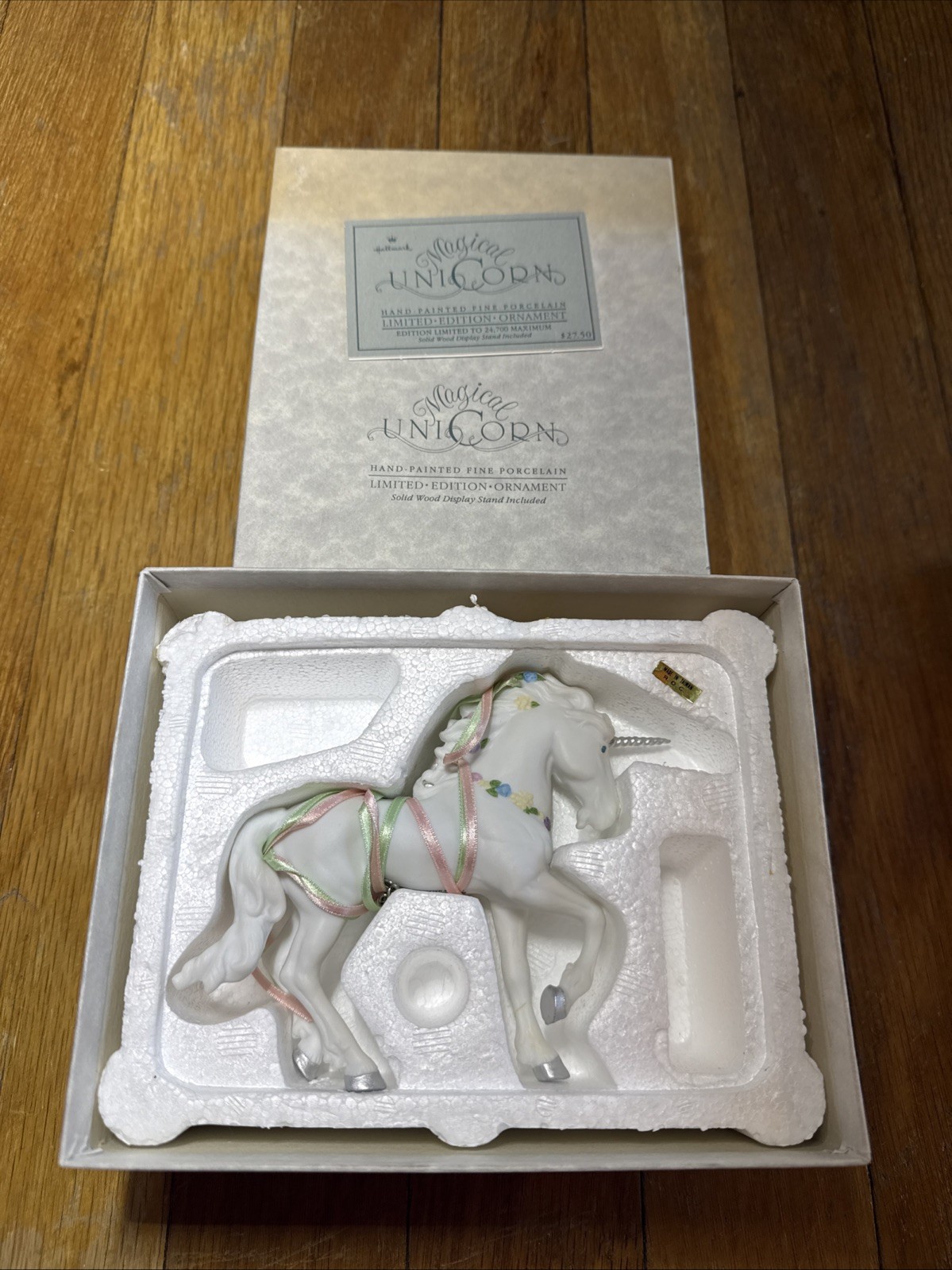 Hallmark Keepsake Ornament 1986 \