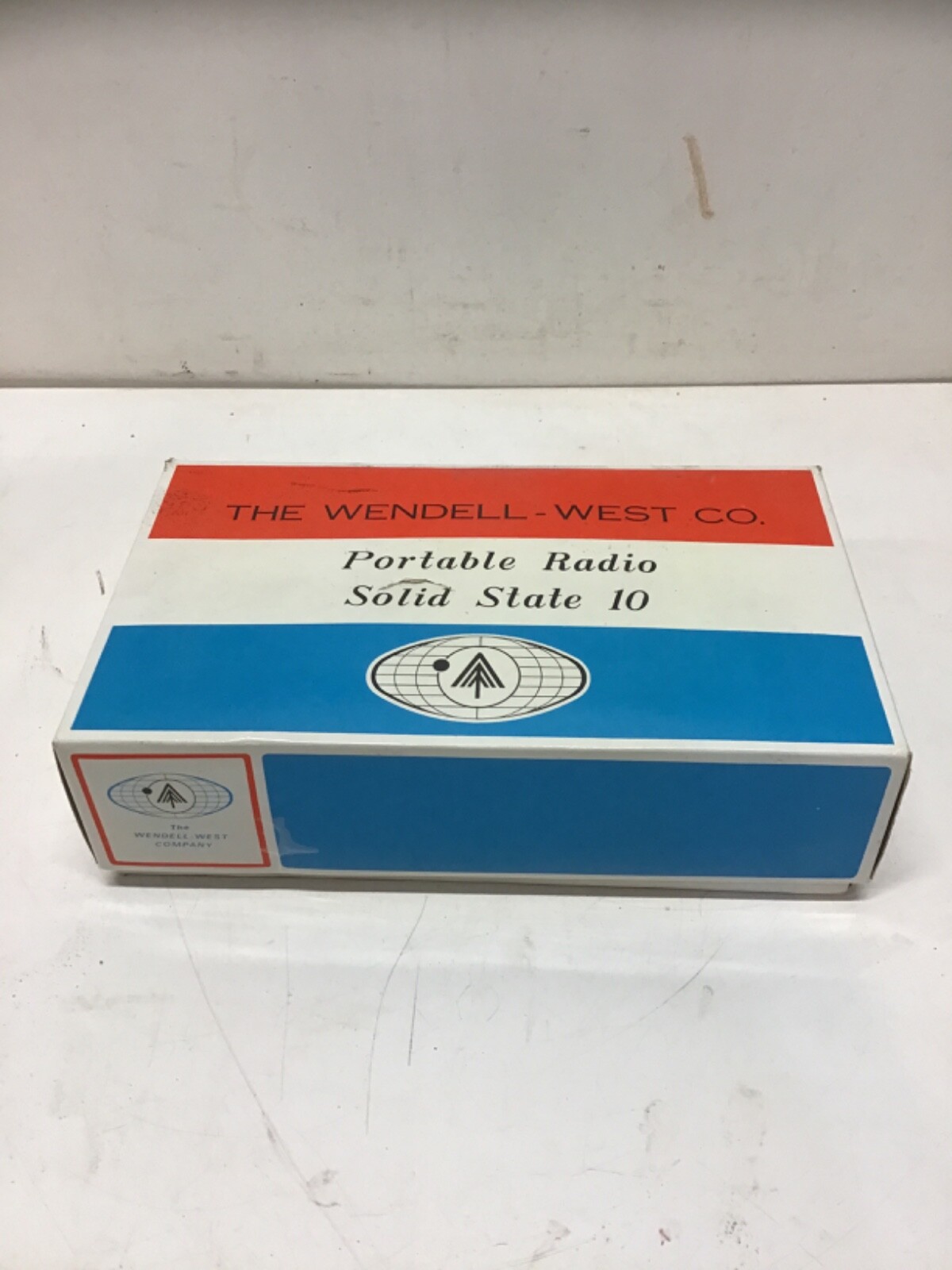 Vintage Wendell West Solid State 10 Radio Model L 2110 with Original Box