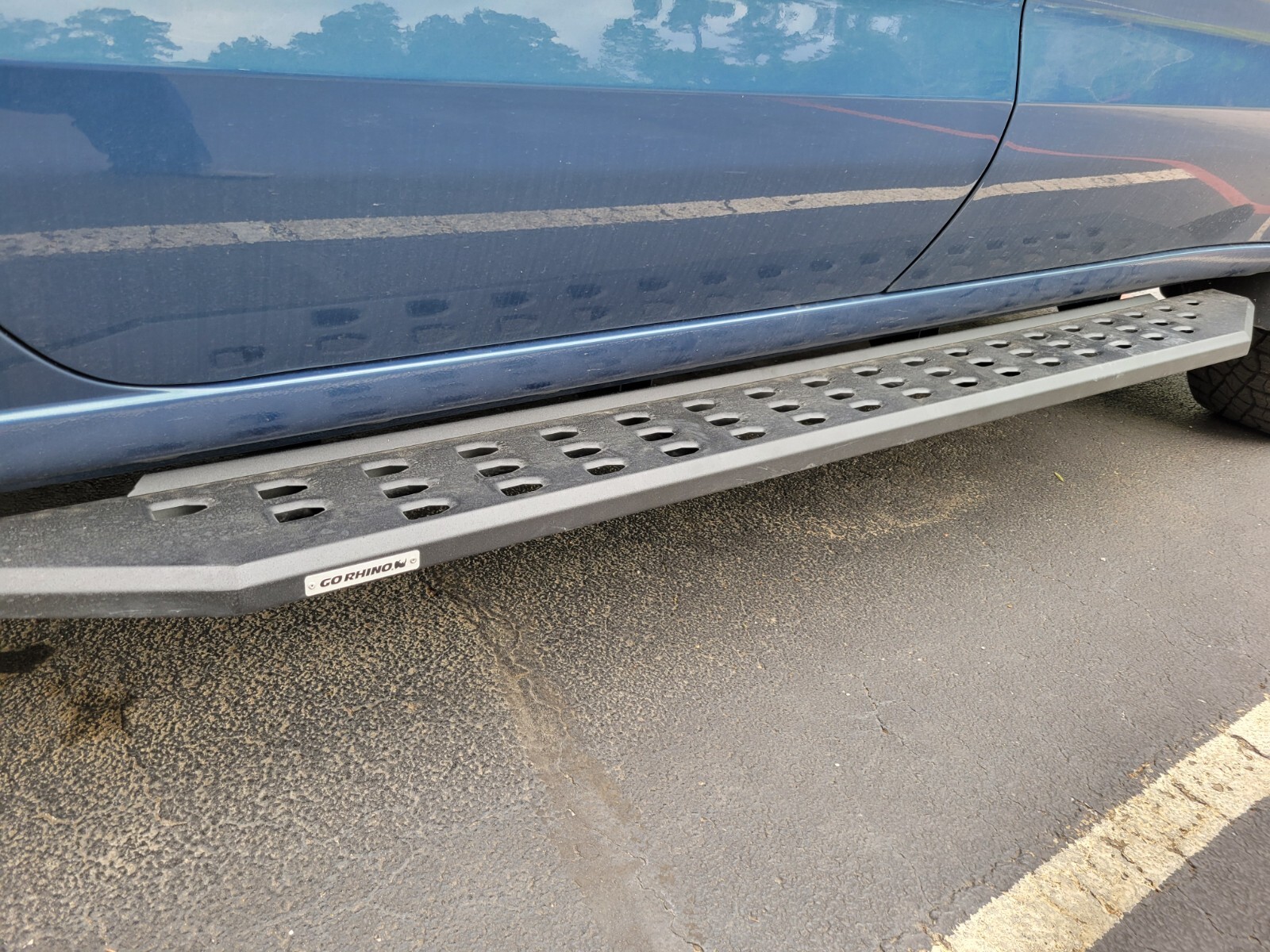 Running Board-Crew Cab Pickup Go Rhino 69404887PC