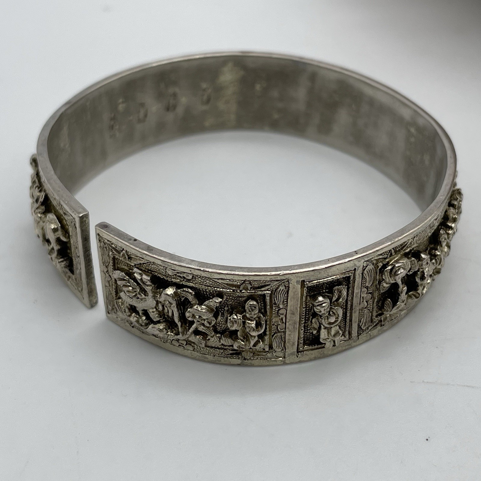 Antique 1930’s Chinese Qing Dynasty 925 Silver Bracelet  Decorated With Figures