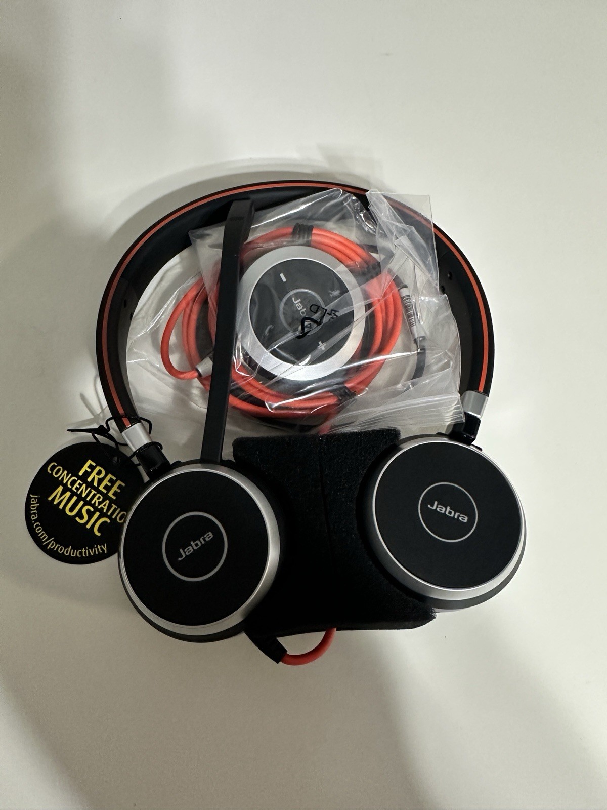 Jabra Evolve 40 Corded Headset Black New In Box Jabra Evolve 40 Corded Headset Black New In Box