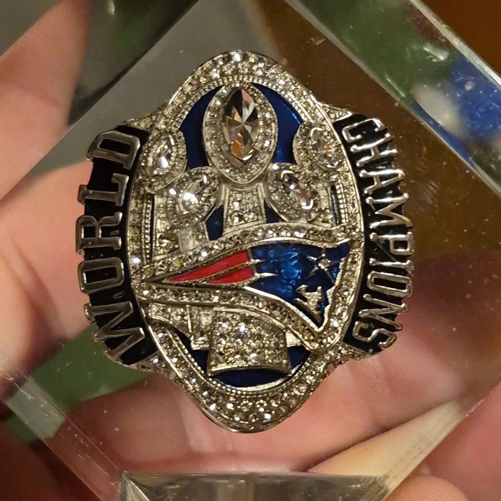 2016 New England Patriots World Champions Super Bowl Ring in Lucite Cube 2016 New England Patriots World Champions Super Bowl Ring in Lucite Cube