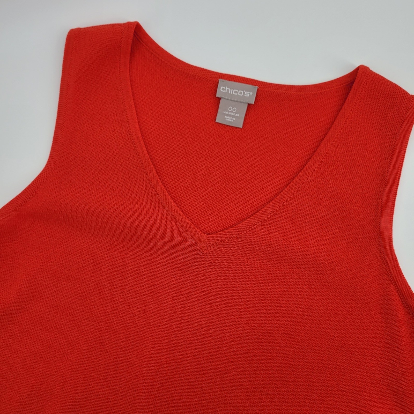 Chico\'s NWT Persimmon Orange VNeck Tank Sweater Sleeveless Knit Top Womens 00 XS