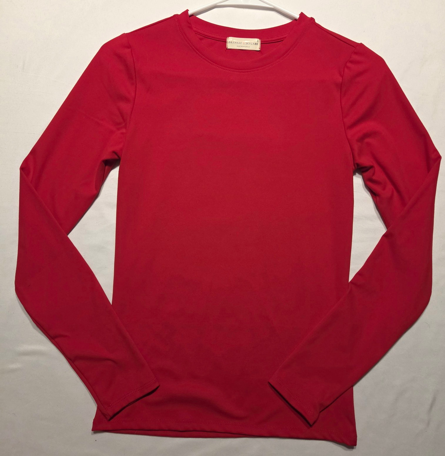 Frankee & Skylarr Women’s Red Solid Knit Stretch Slim Crew Neck T-Shirt S