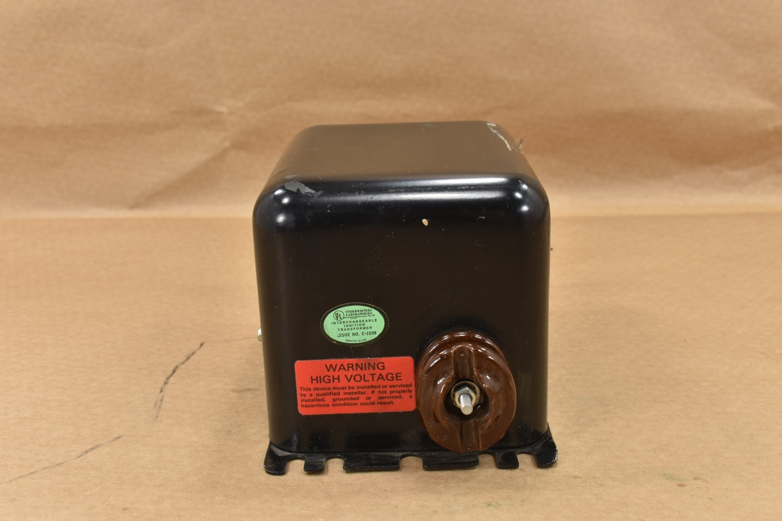 Dongan A10-LA2, Ignition Transformer, Primary 120 V-AC, Secondary 10000 V-AC Dongan A10-LA2, Ignition Transformer, Primary 120 V-AC, Secondary 10000 V-AC