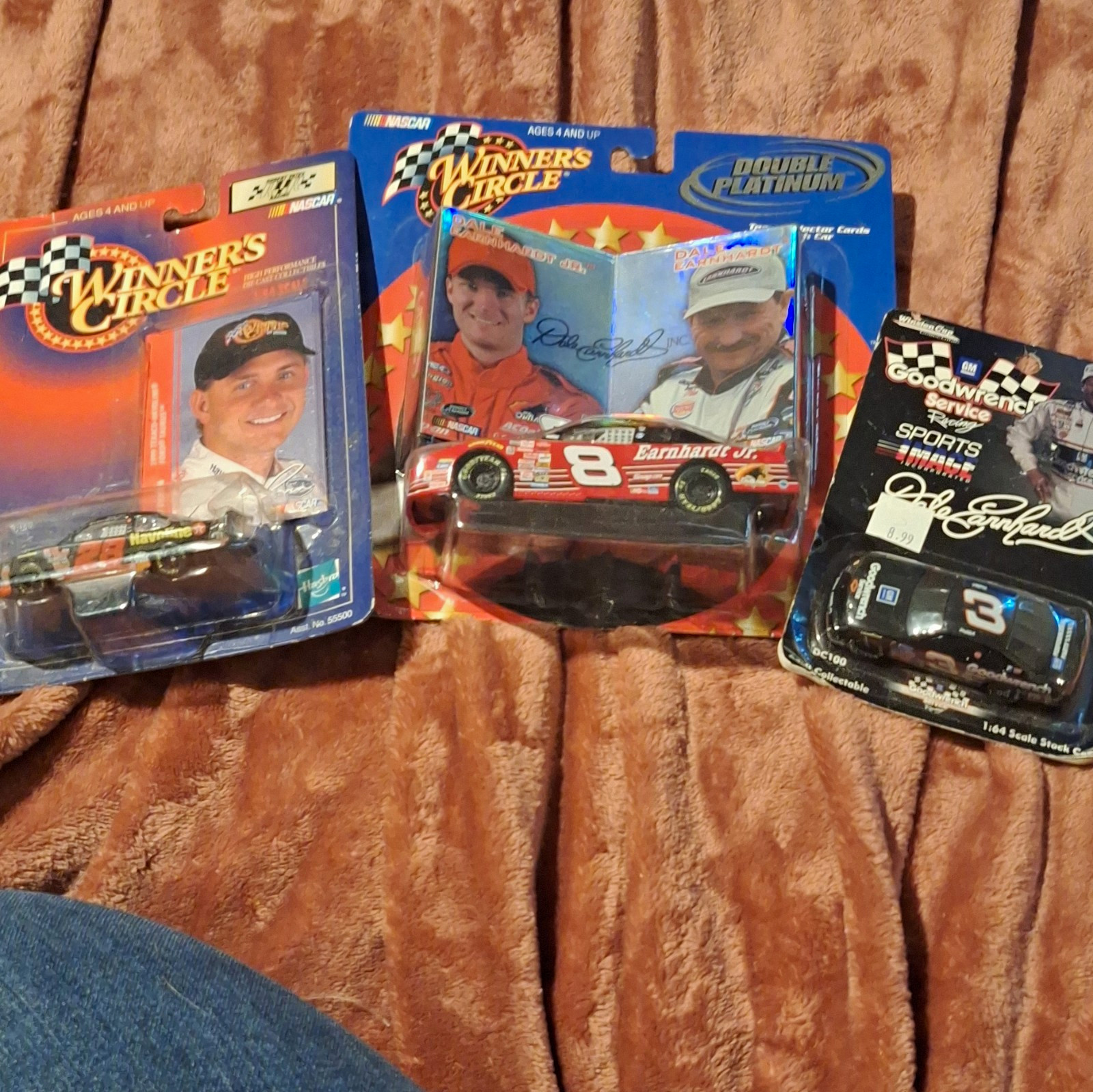 Winner\'s Circle 1:64 NASCAR Diecast Lot of 3 Ford Taurus Earnhardt #3 #8 LE Winner\'s Circle 1:64 NASCAR Diecast Lot of 3 Ford Taurus Earnhardt #3 #8 LE
