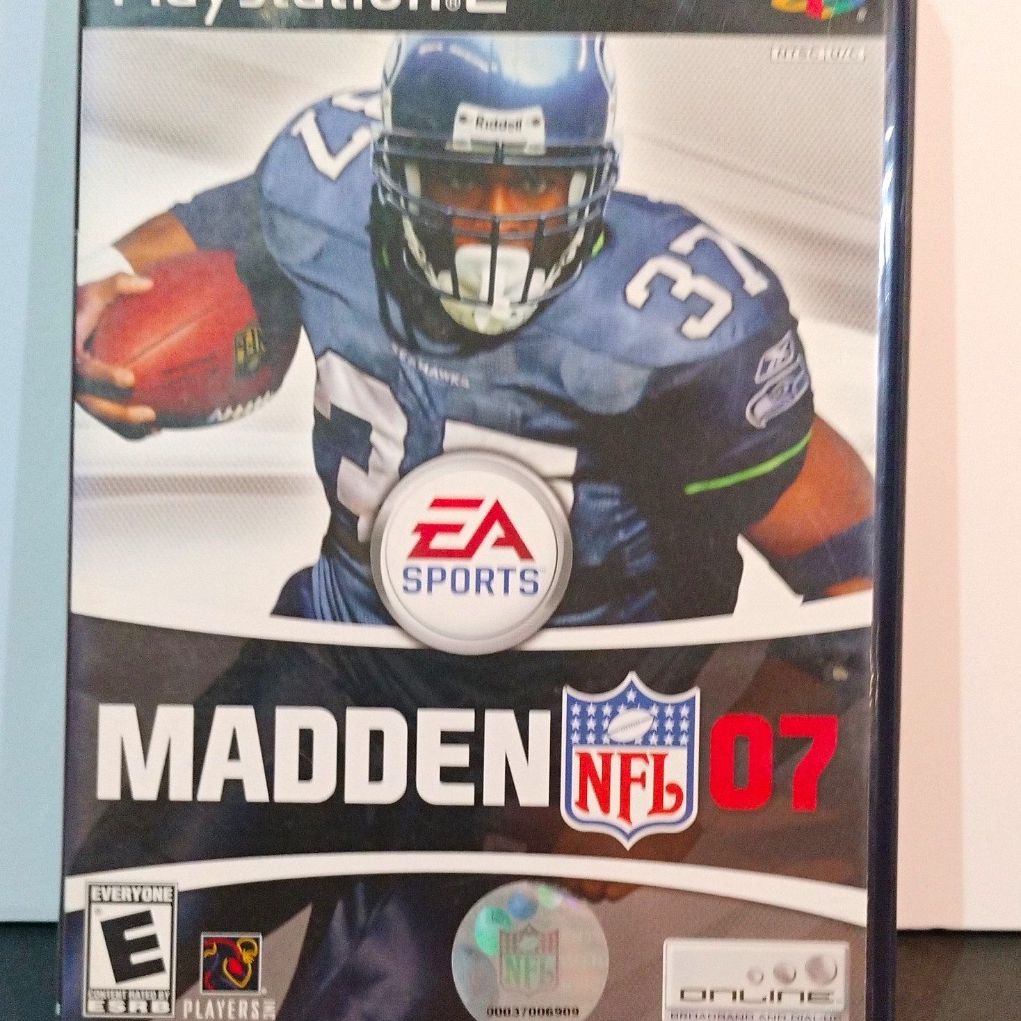 EA SPORTS Madden NFL 07 (Sony PlayStation 2) Online Play, E, 2006, NTSC-U/C EA SPORTS Madden NFL 07 (Sony PlayStation 2) Online Play, E, 2006, NTSC-U/C