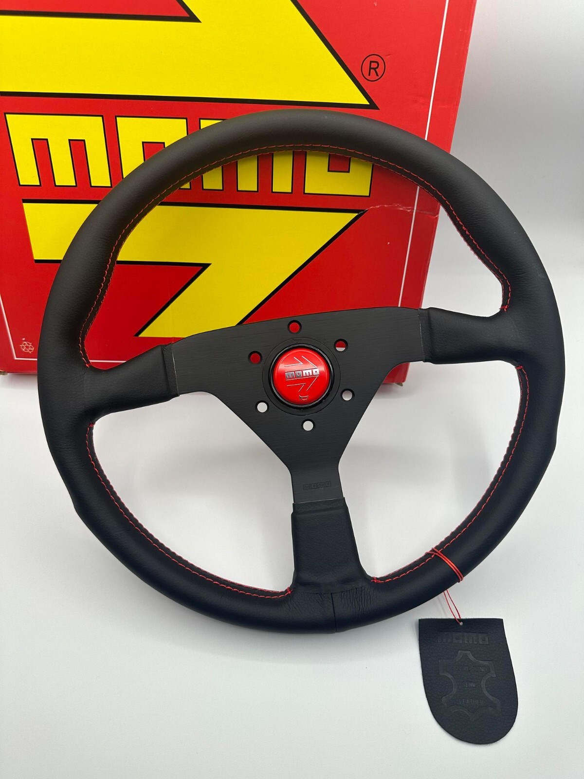 MOMO MonteCarlo 350mm 14' Genuine Leather Thickened Spoke Steering Wheel Black MOMO MonteCarlo 350mm 14' Genuine Leather Thickened Spoke Steering Wheel Black