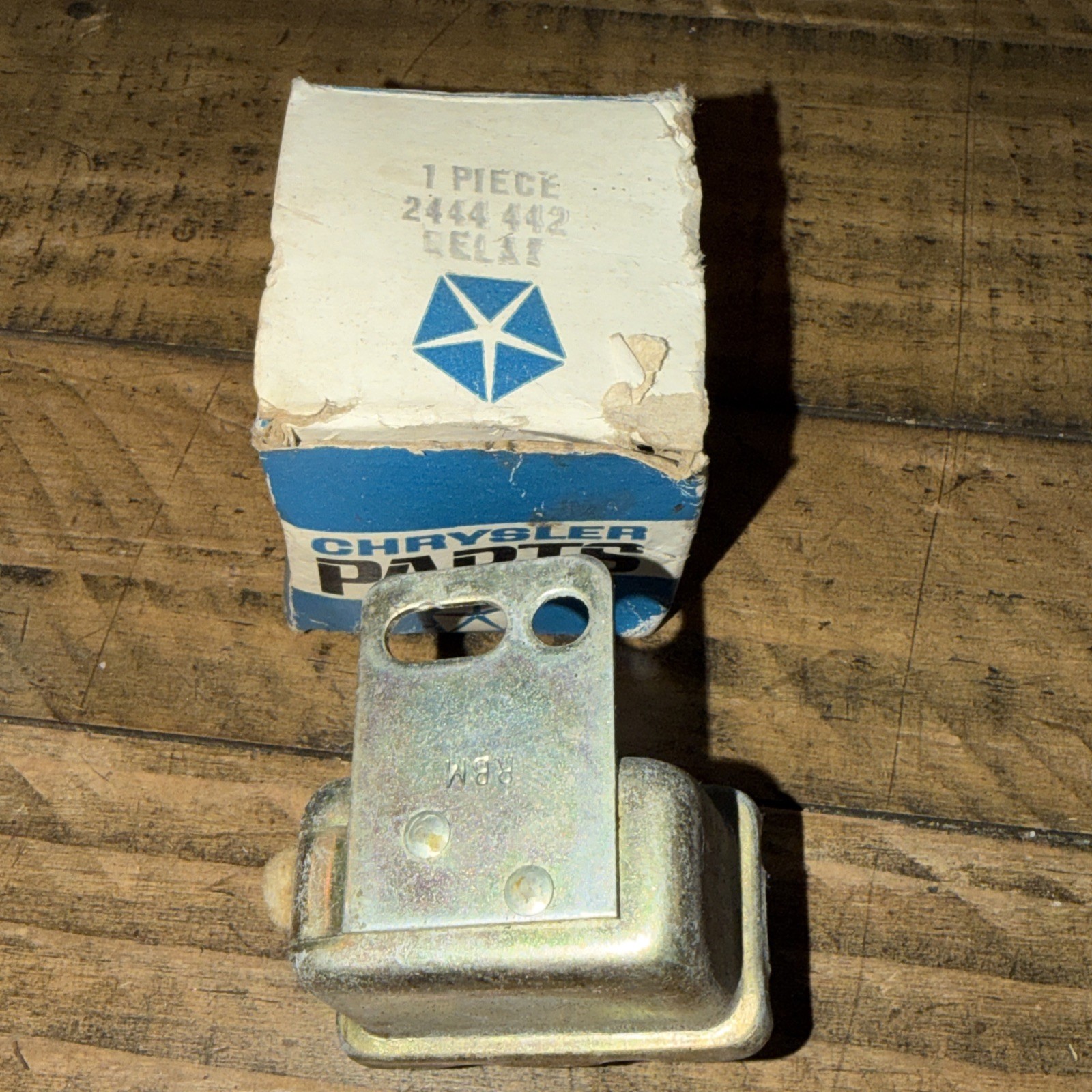 New NOS OEM Mopar 2444442 Starter Relay 1965-76 A B C E Bodies Charger Dart New NOS OEM Mopar 2444442 Starter Relay 1965-76 A B C E Bodies Charger Dart