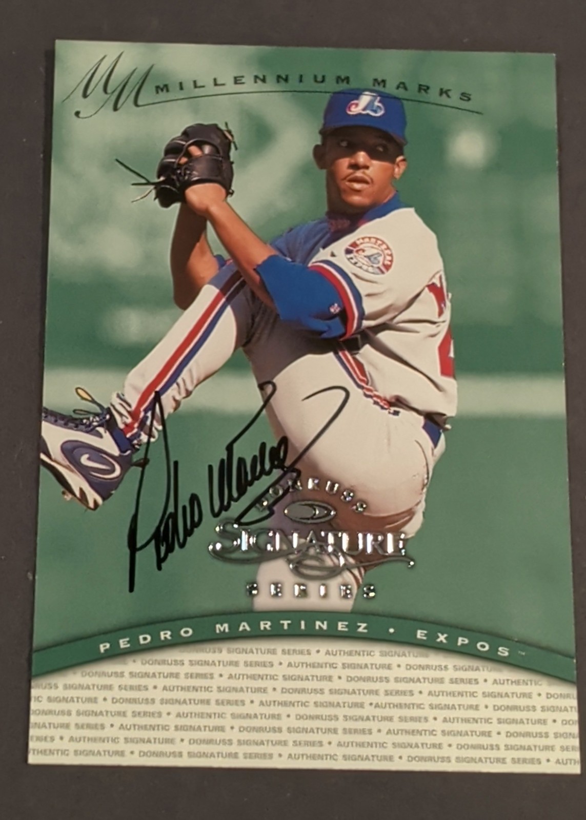 1997 Donruss Signature Series Pedro Martinez Auto Millennium Marks 0928/1100 1997 Donruss Signature Series Pedro Martinez Auto Millennium Marks 0928/1100