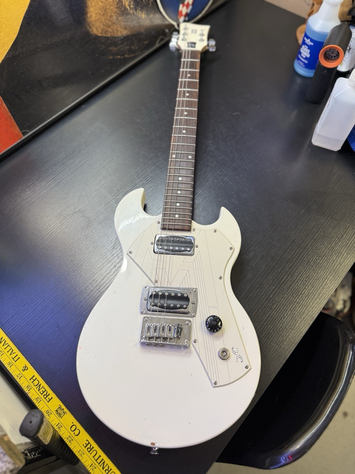 First Act 222 Adam Levine Signature Electric Guitar White 6 String See Pics 