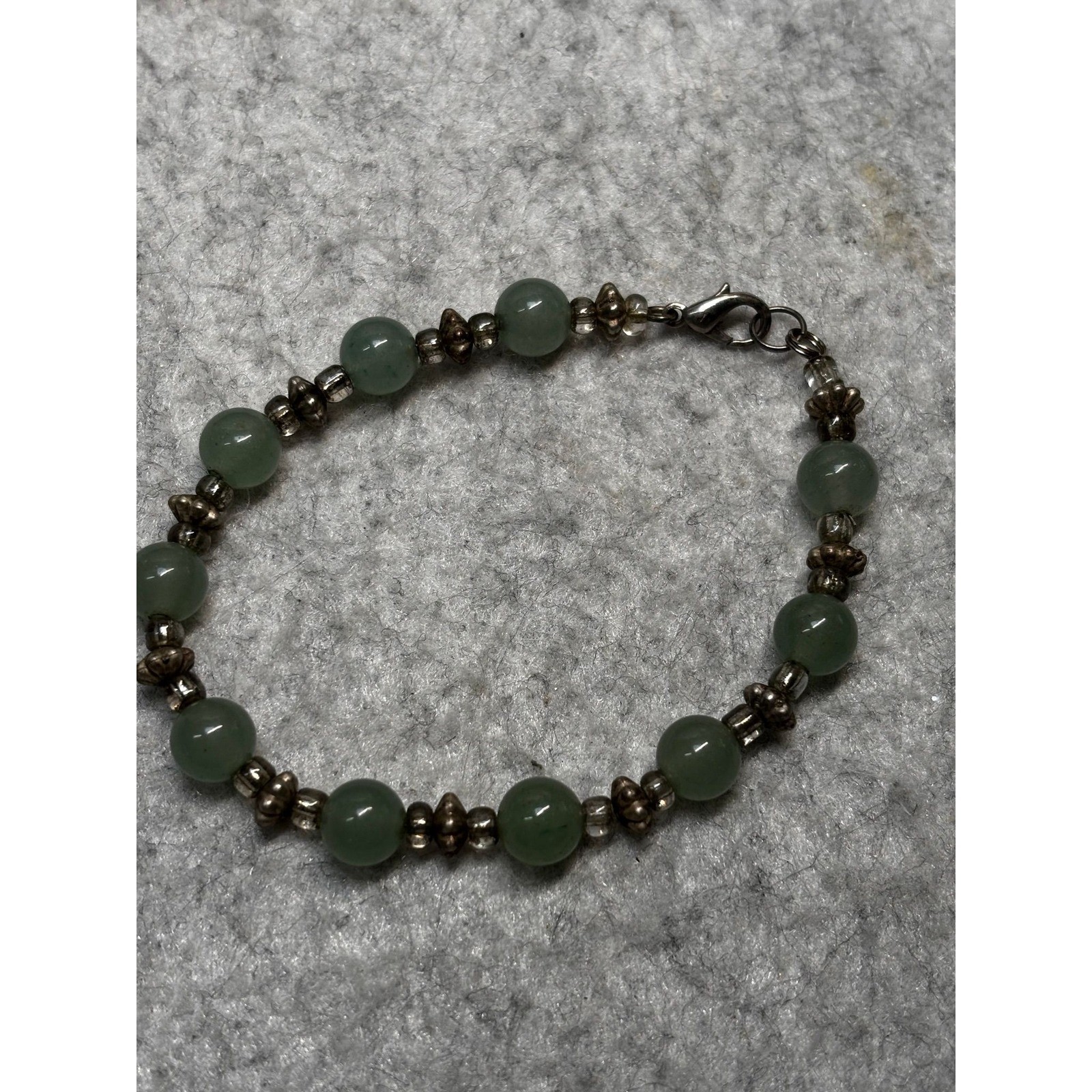#20. Vintage Green Jade Beaded Bracelet