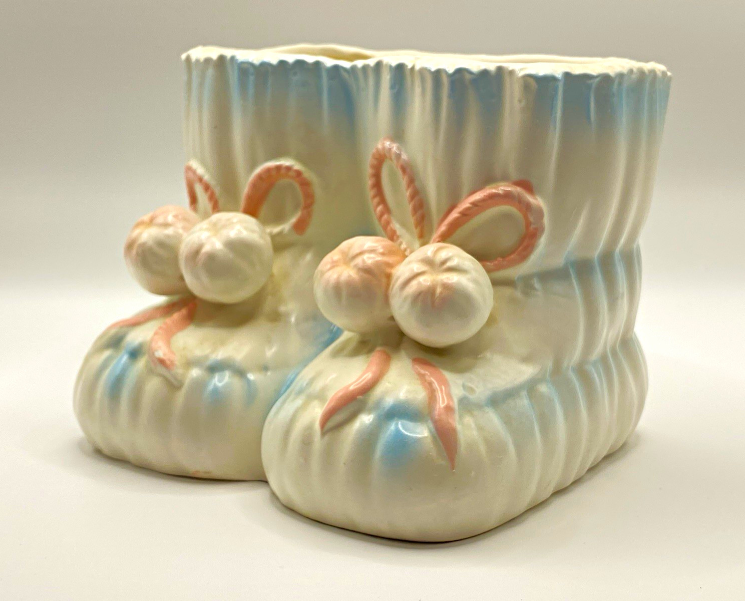 Relpo Vintage Ceramic Baby Boot Planter 5722 White Blue Pink Japan Relpo Vintage Ceramic Baby Boot Planter 5722 White Blue Pink Japan