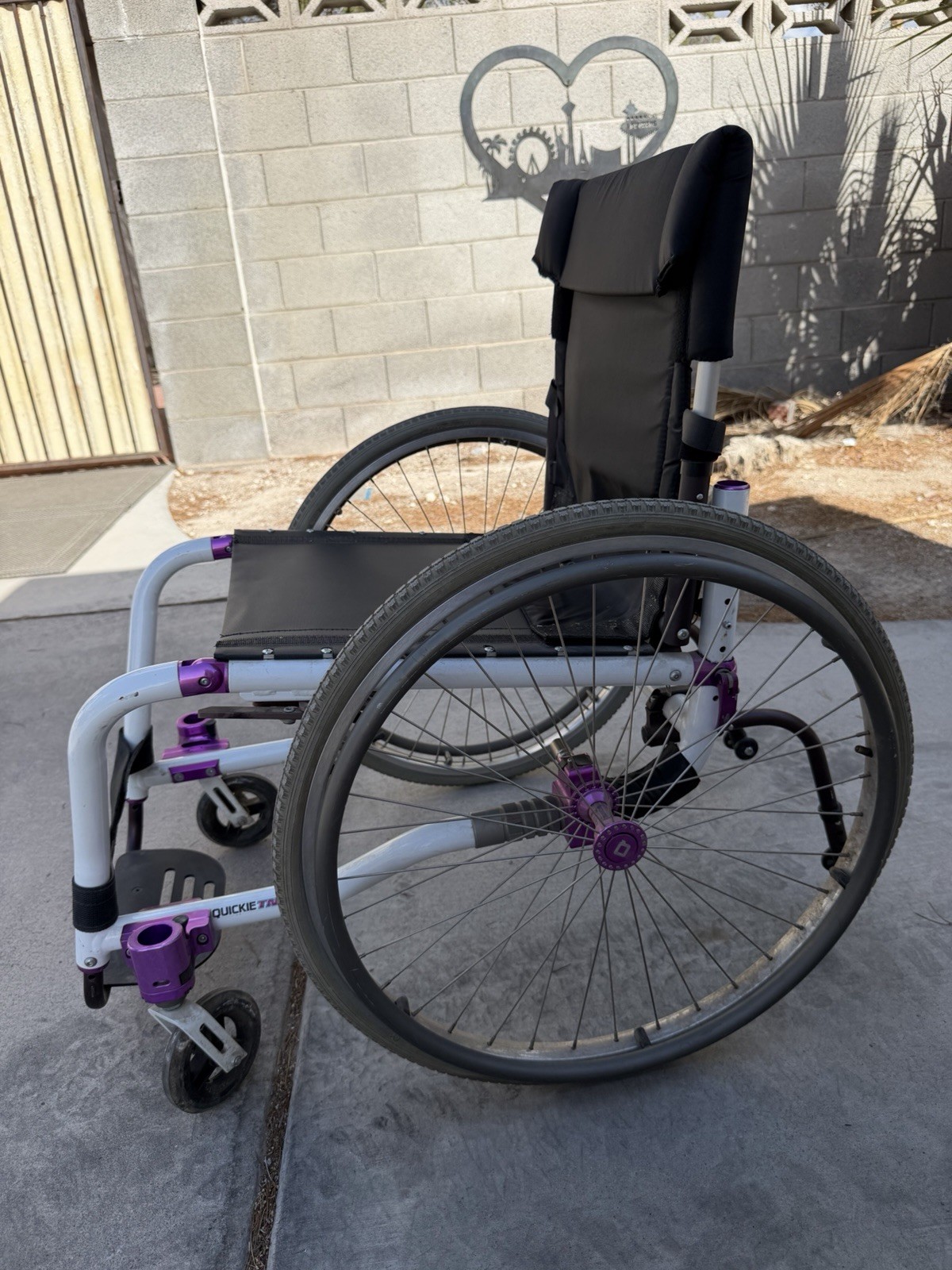Sunrise Quickie TNT 16X16 Rigid Manual Wheelchair Quick Release Wheels 30lbs