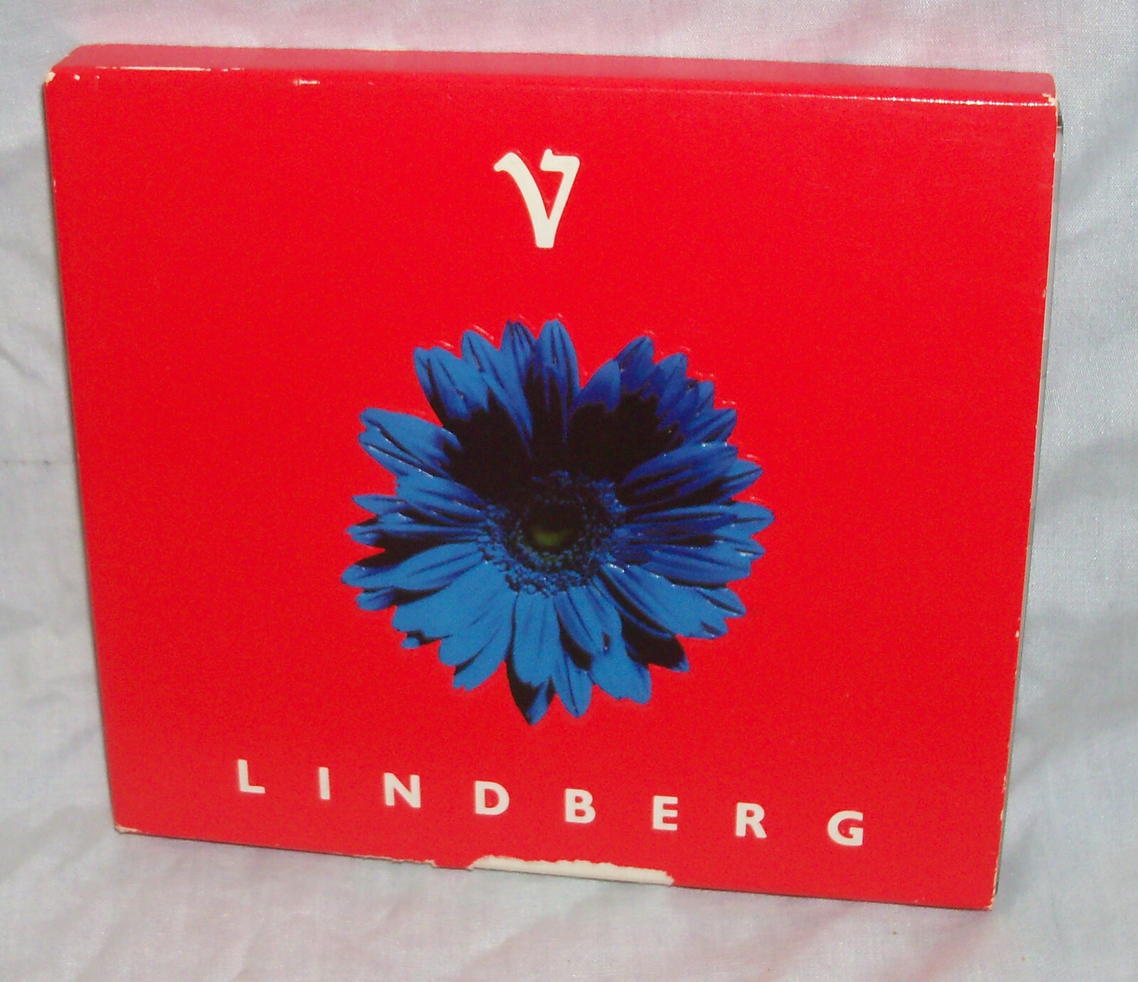 Vintage 1992 LINDBERG V - Maki Watase J-POP ROCK JAPAN CD & Booklet - DELUXE SET Vintage 1992 LINDBERG V - Maki Watase J-POP ROCK JAPAN CD & Booklet - DELUXE SET