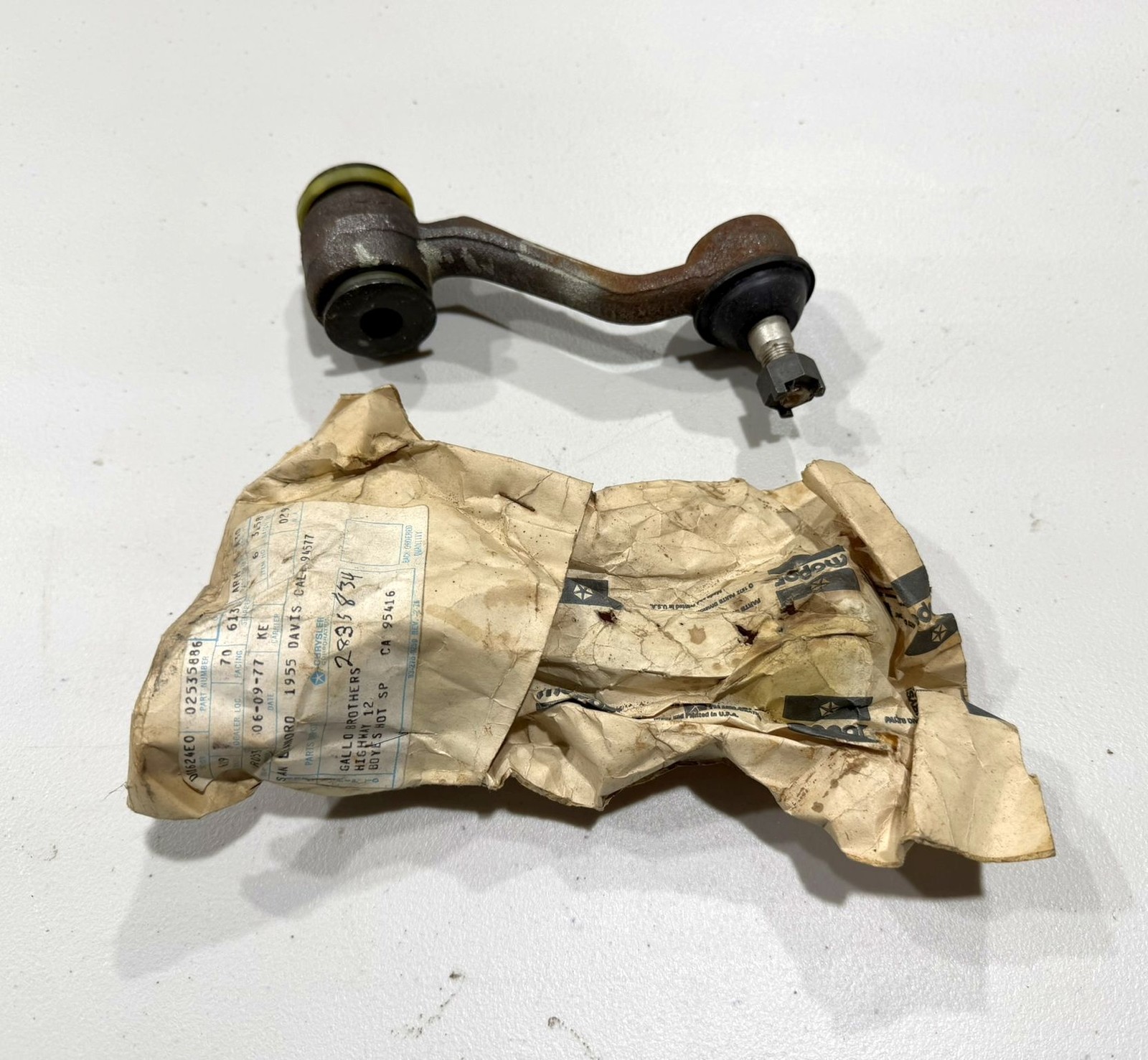NOS MoPar 1968-72 B Body 1970-74 E Body Idler Arm Charger Challenger R/T Cuda NOS MoPar 1968-72 B Body 1970-74 E Body Idler Arm Charger Challenger R/T Cuda