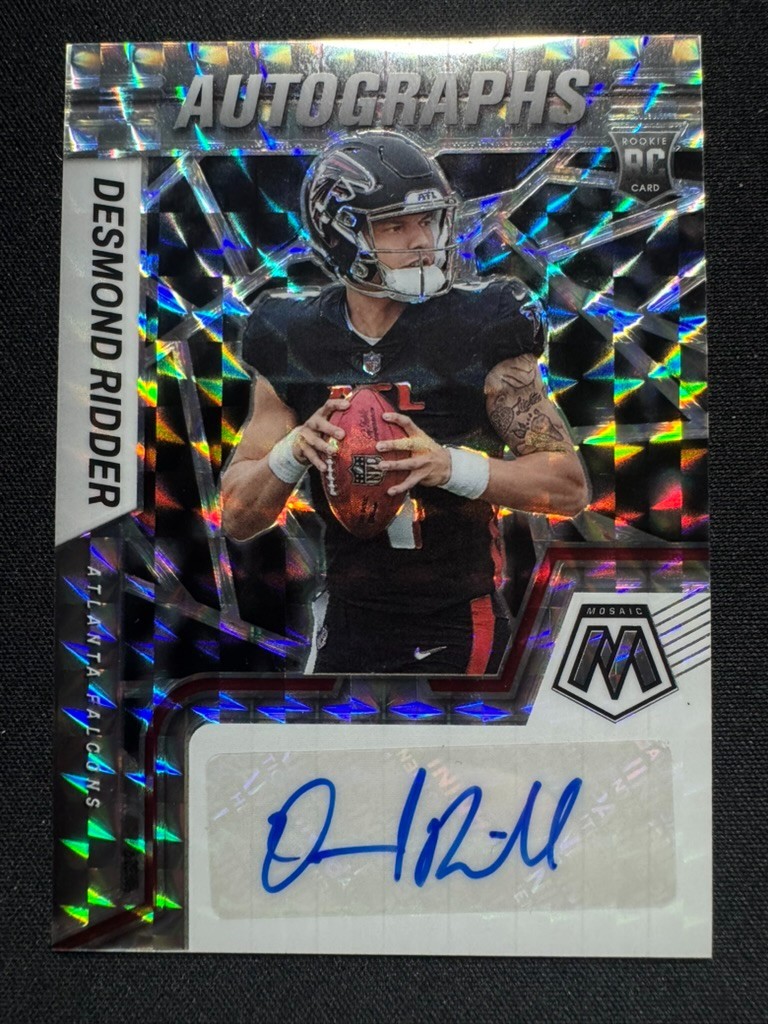 2022 Panini Mosaic Rookie Autographs Mosaic Desmond Ridder #RAM-DR (AU, RC)