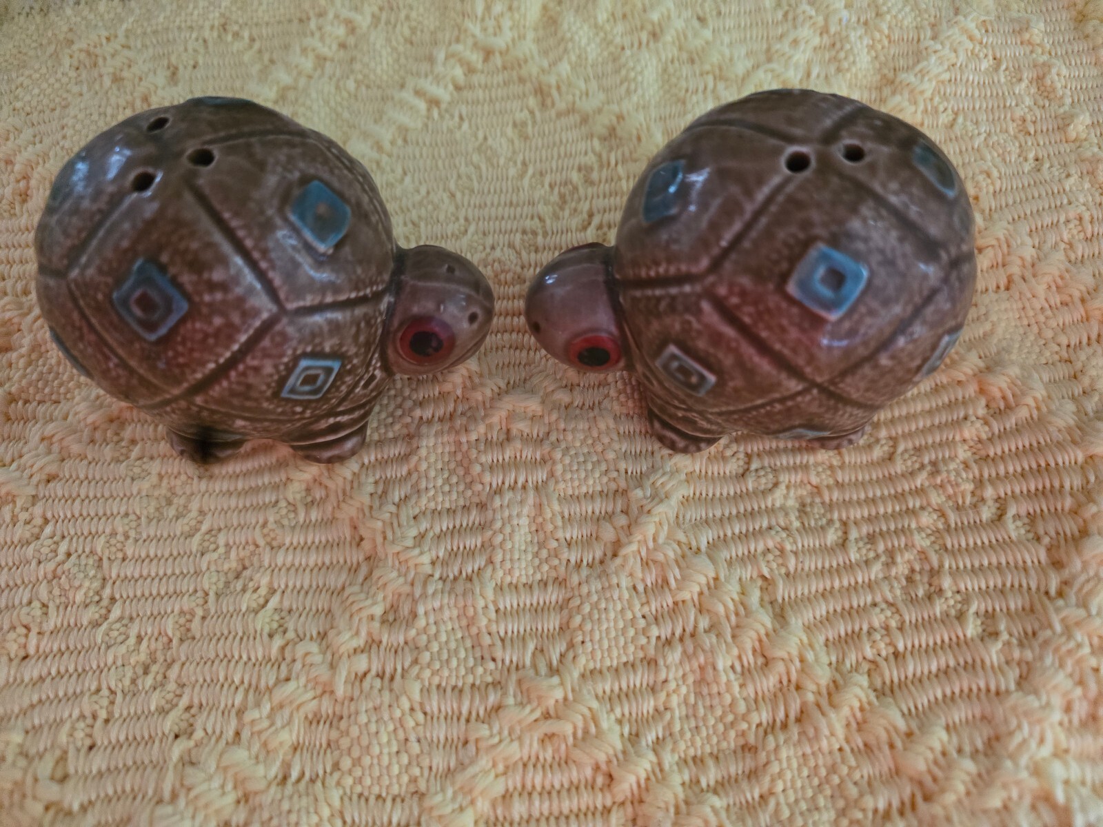 Vintage Ceramic Turtle Salt and Pepper Shakers Set