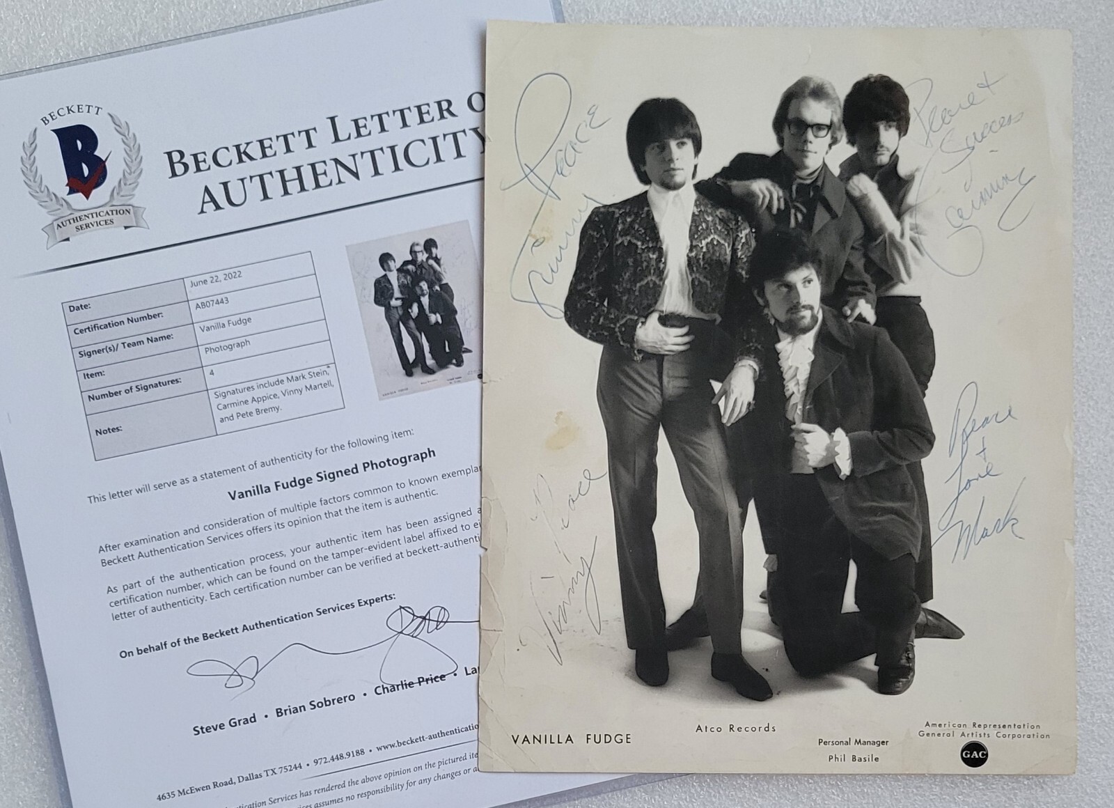 VANILLA FUDGE SIGNED VINTAGE PHOTO BECKETT LOA BAS PROMO COA AUTOGRAPHED BAND