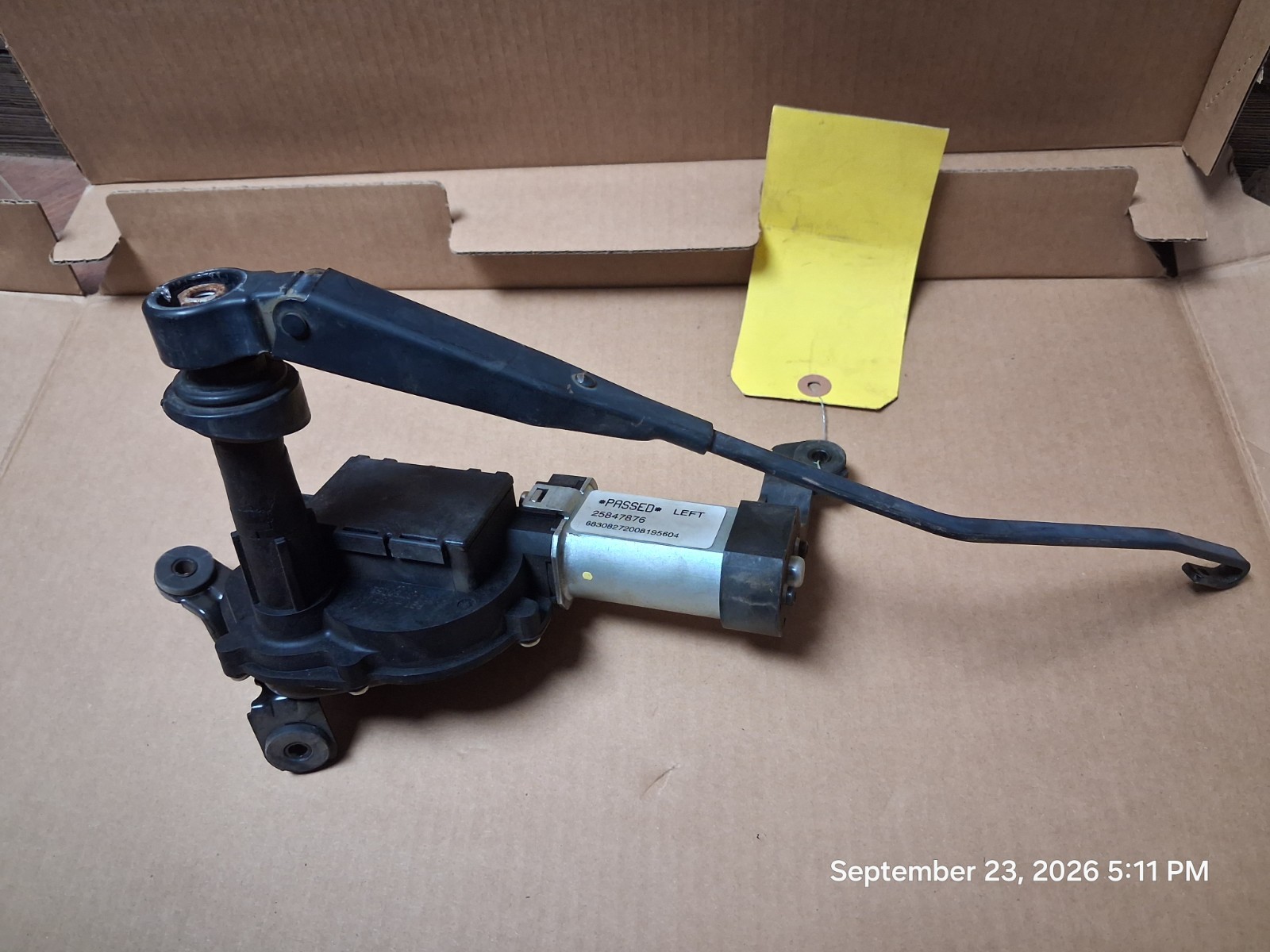 2007-2009 Chevrolet Equinox Rear Trunk Tailgate Wiper Motor OEM 25847876