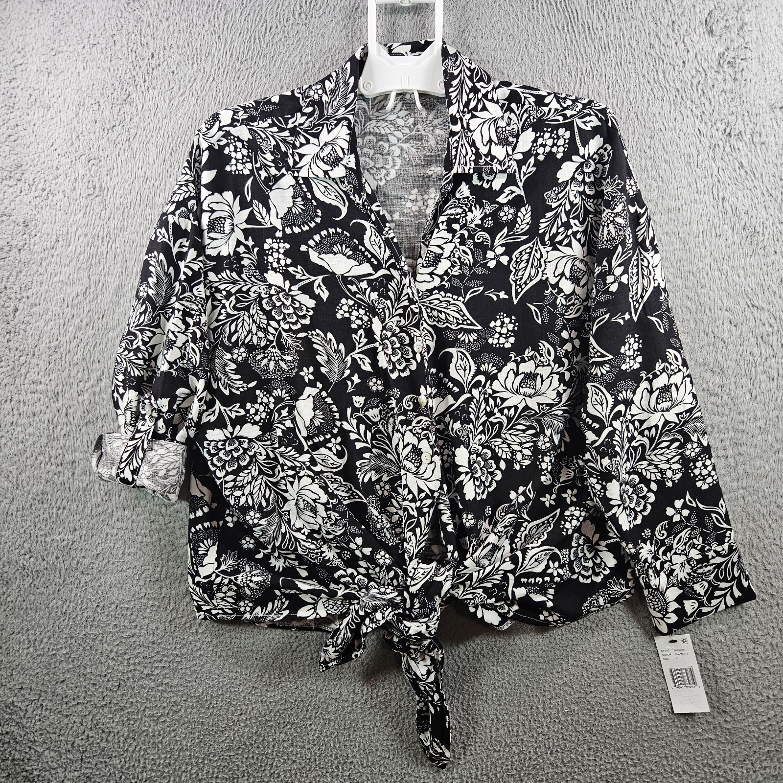 NEW Calessa Shirt Top Women XL Tie Front Floral Print Button Up Black White