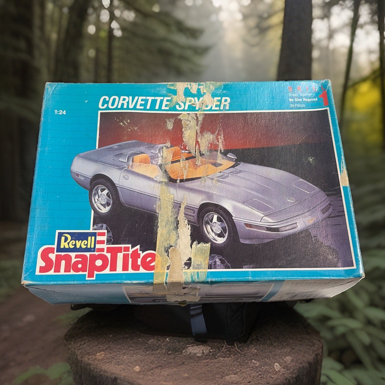 Revell SnapTite 1:24 scale Corvette Spider Model Car Kit #6267 Complete Revell SnapTite 1:24 scale Corvette Spider Model Car Kit #6267 Complete