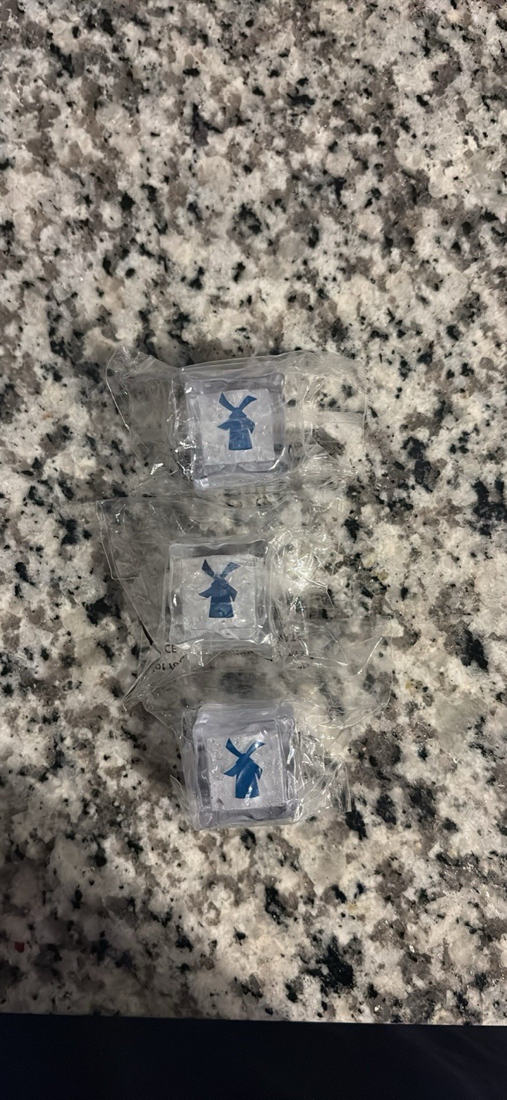 ORIGNAL Dutch Bros Light Up Ice Cubes ORIGNAL Dutch Bros Light Up Ice Cubes