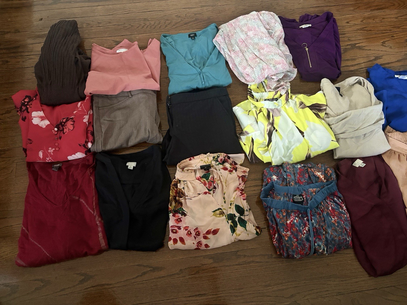Women’s Business Casual Wardrobe Lot Size M (17 Pcs) Tops Dresses Skirt Blouses
