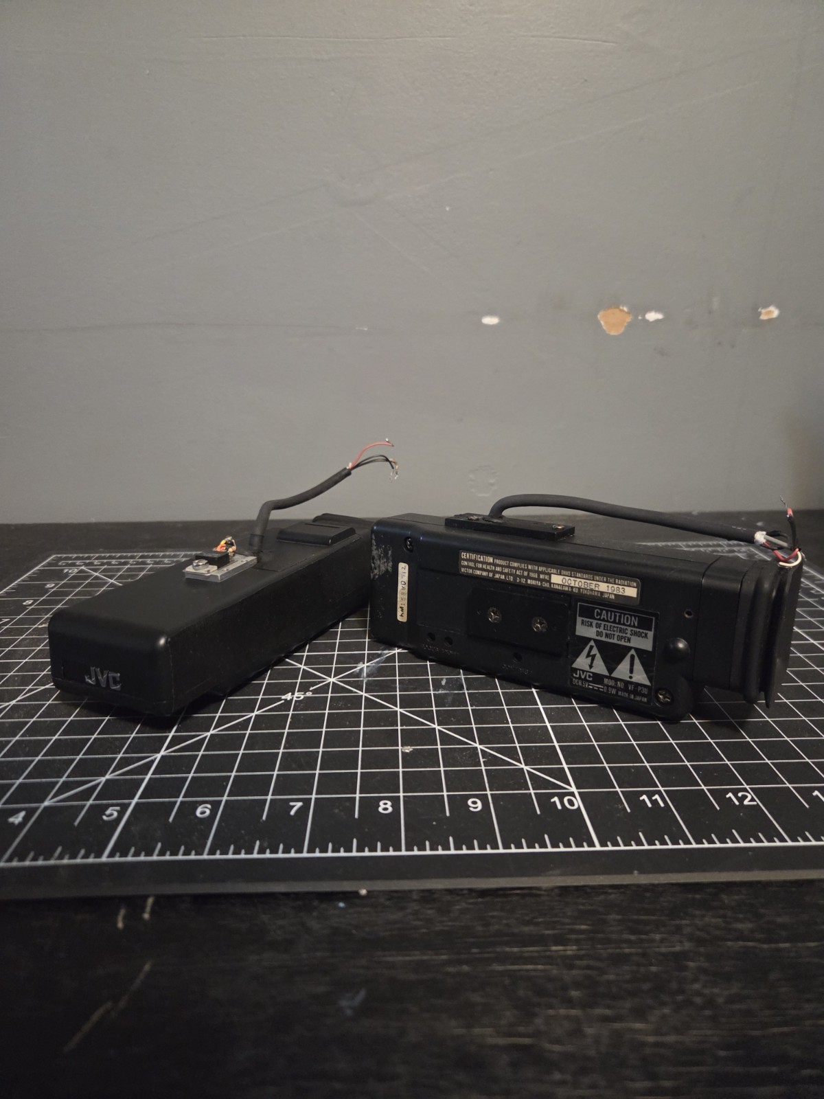 [Untested] 2 Vintage JVC Model Number VF-P3U Professional Electronic Viewfinder