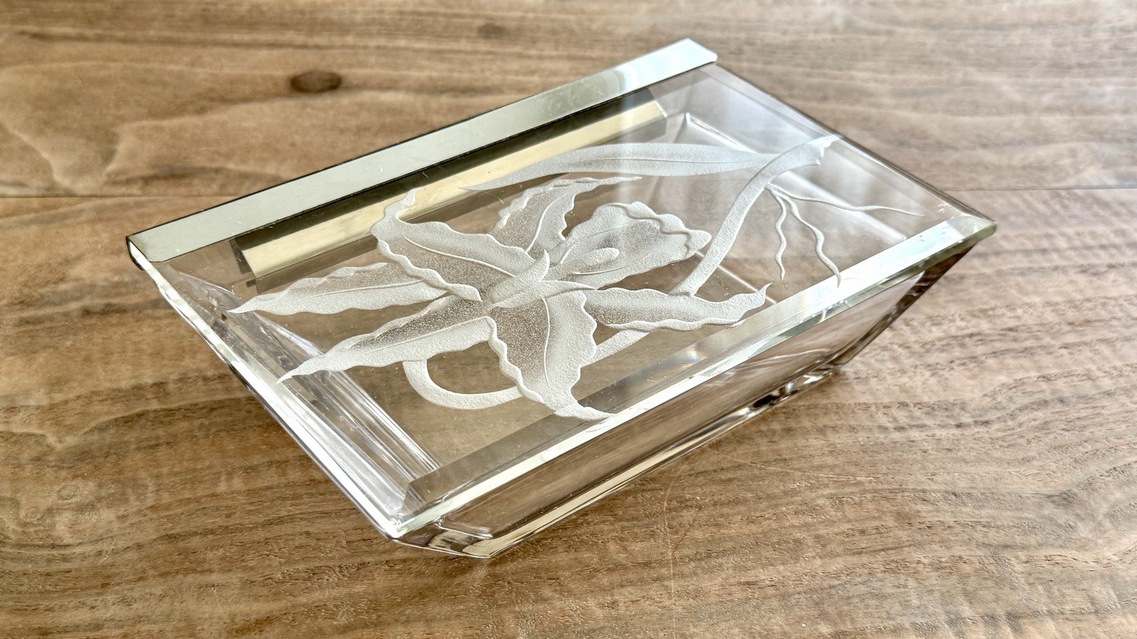Vintage MCM Heavy Etched Orchid Glass Trinket Box Hinged Tapered Undivided Large