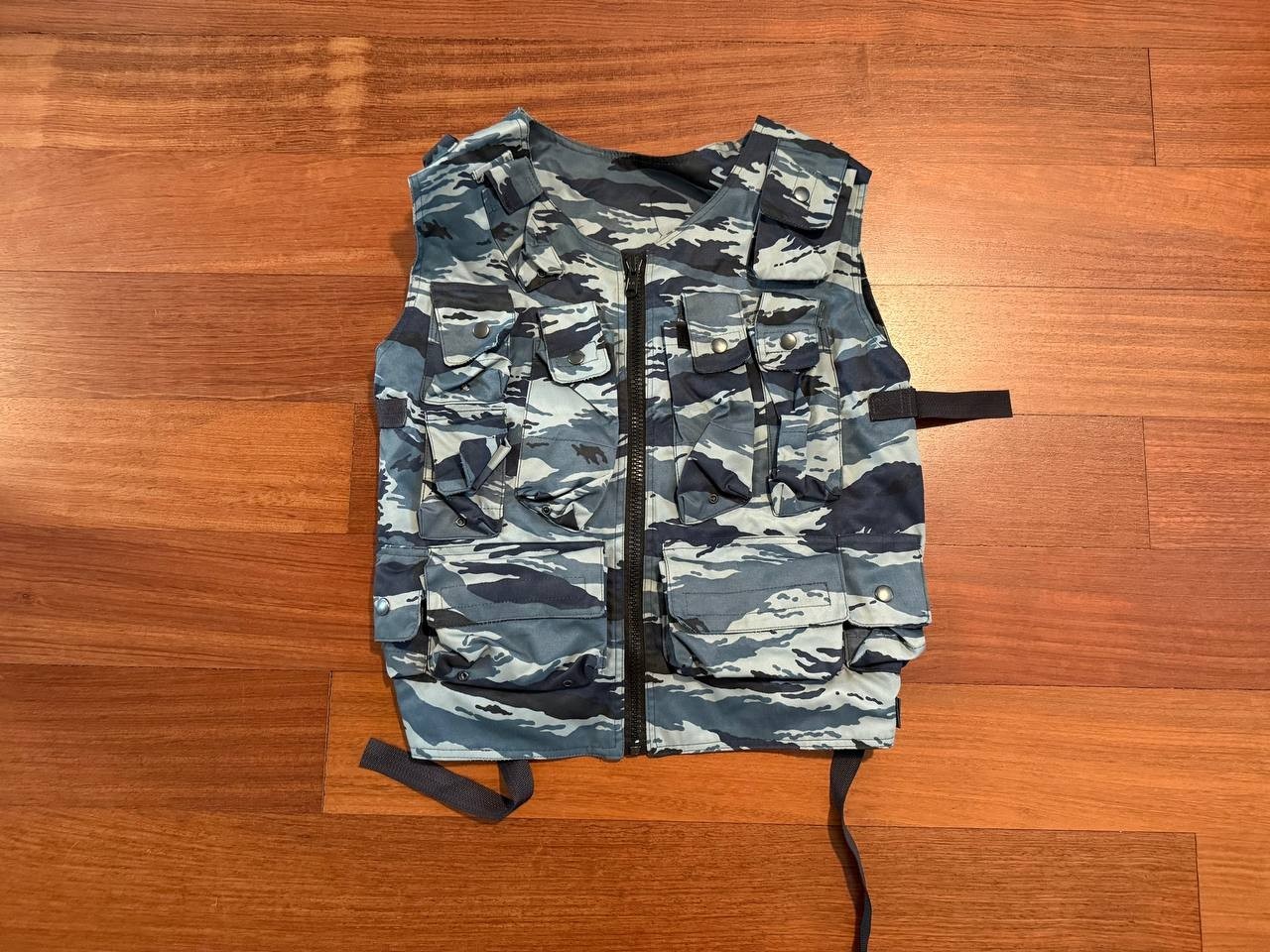 Russian ANA V-V-1 OMON Tactical Vest Blue Kamysh (No Label) Russian ANA V-V-1 OMON Tactical Vest Blue Kamysh (No Label)