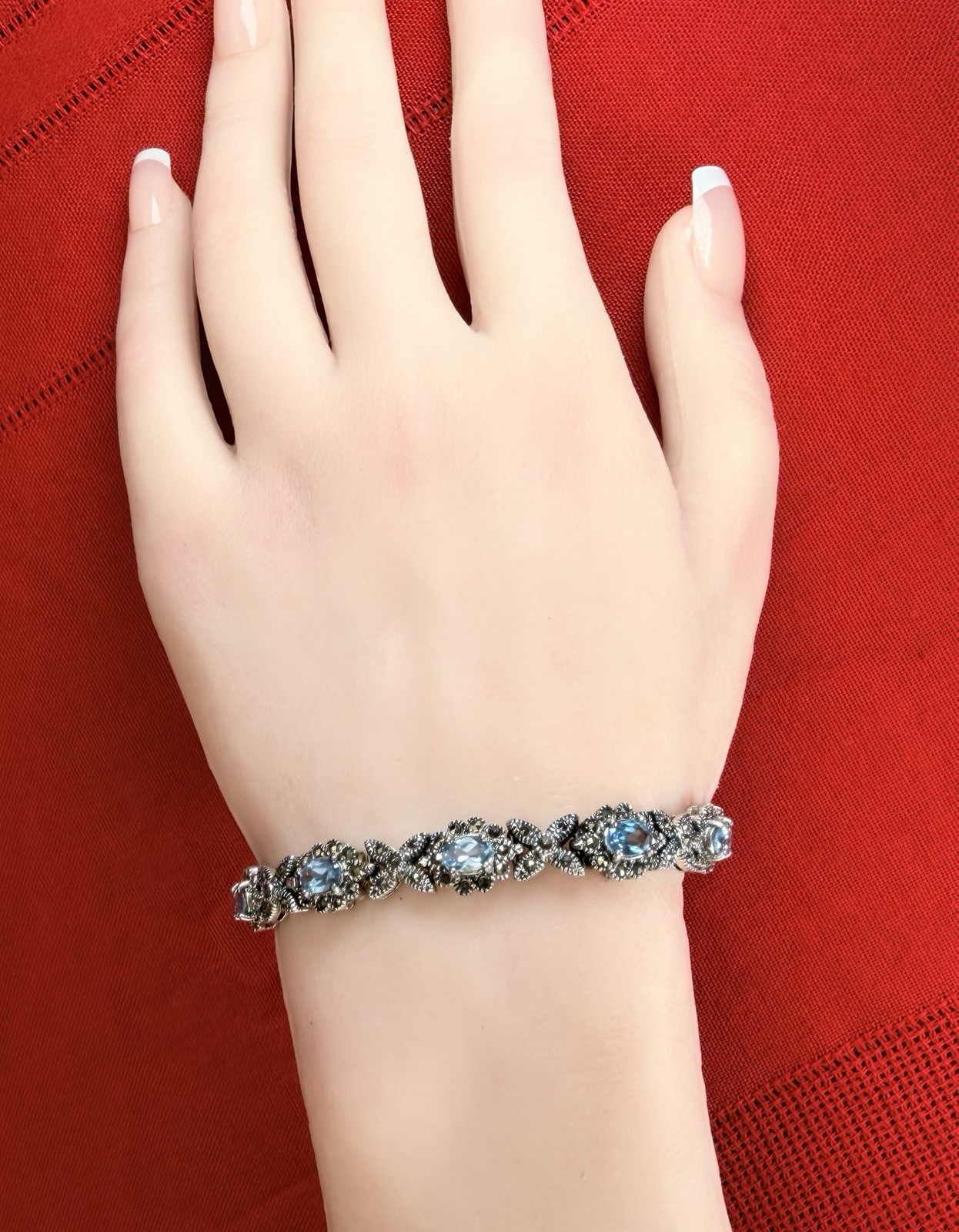 HAN THAI 925 Sterling Silver Blue Topaz Tennis Bracelet, Size 7\