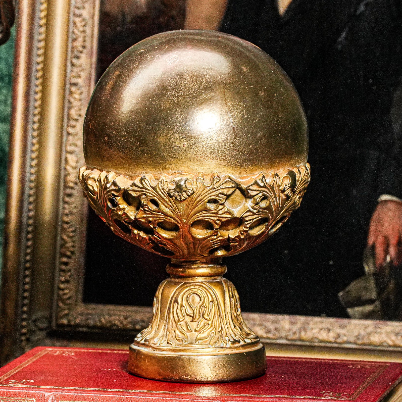 Beautiful Antique Ornate Gold Decorative Ball Orb Home Decor Art Decorative