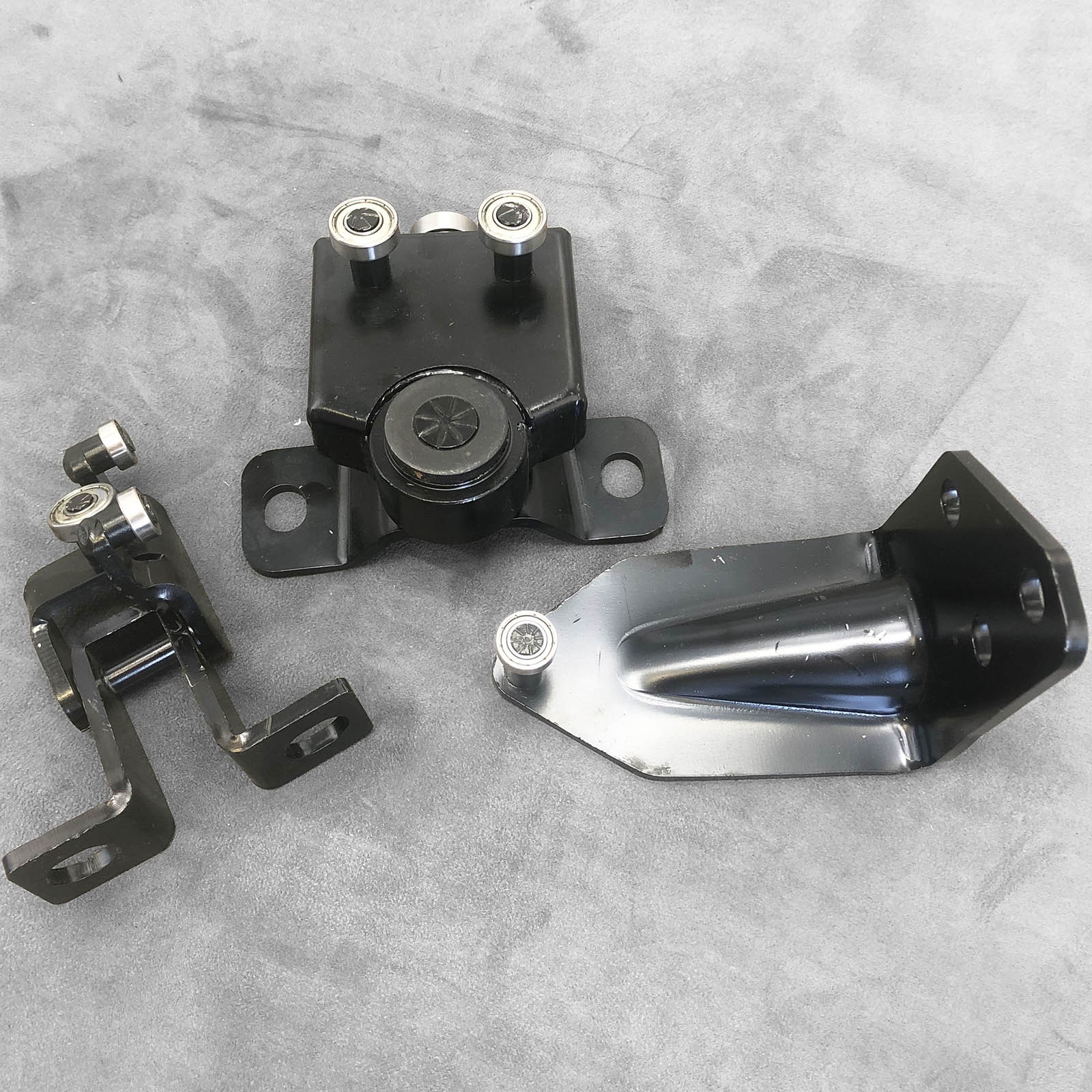 1set Cab Door Lock Bearing Track Pulley for Komatsu PC75/78/128/138/228 PC78US-6