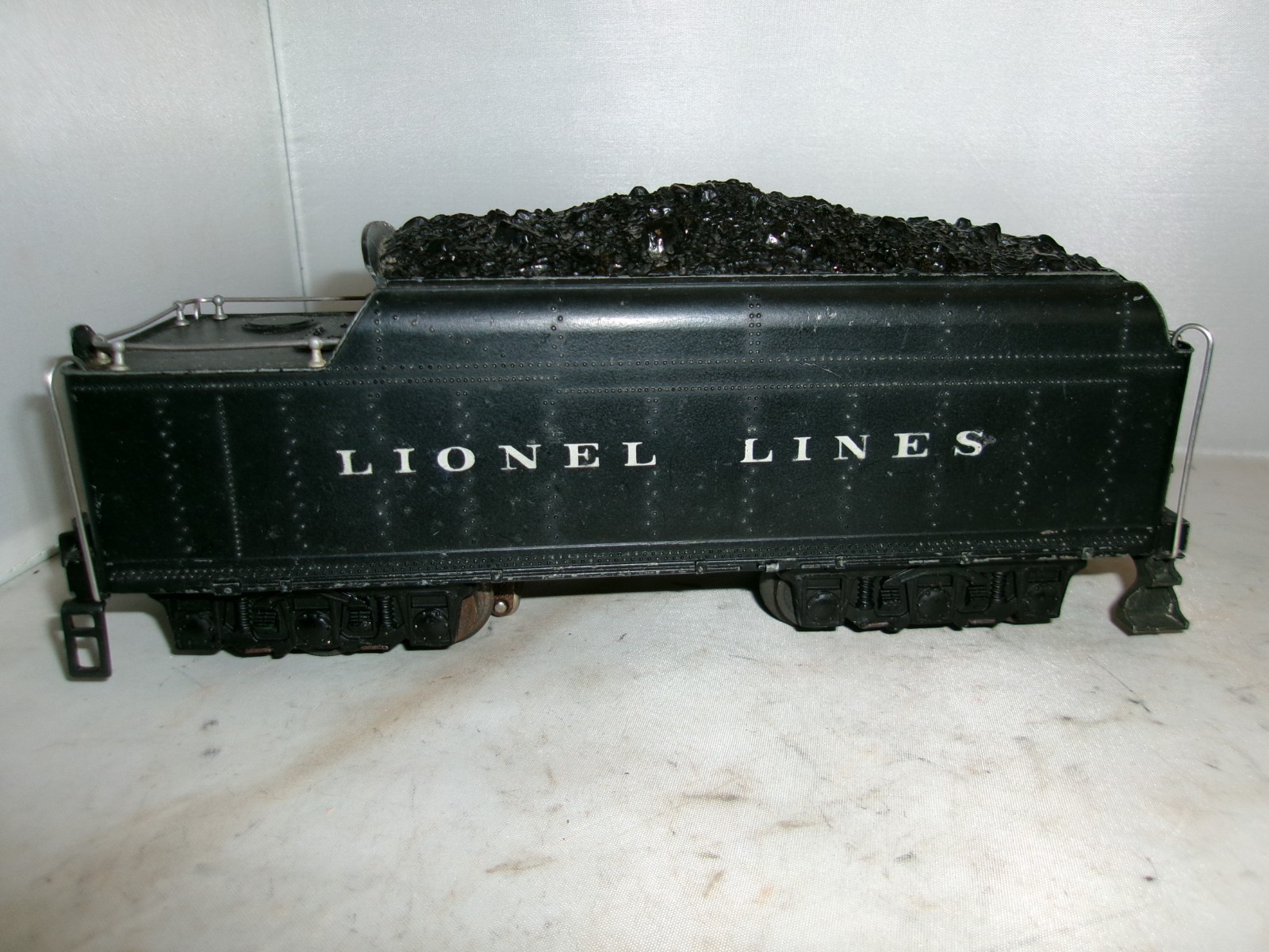 Lionel Postwar 2426W tender c1948 c7 clean and whistles for your 726 or 773 loco