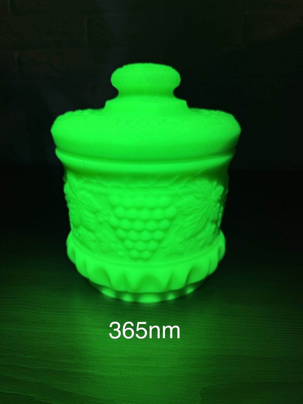 Fenton Lime Custard Uranium Glass Biscuit Cookie Jar Grape and Cable 4.8 Lbs