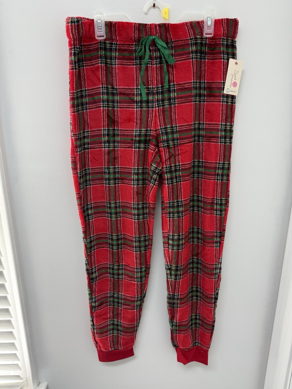 SECRET TREASURES PLUSH Red Plaid Sleep Jogger Pants Women\'s L Christmas NWT