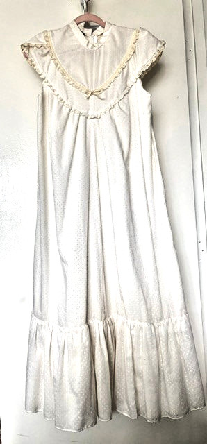 Vintage 1970 Swiss Dot Cap Sleeve  MAXI Dress Muumuu White/Cream SEARS HAWAII Sm
