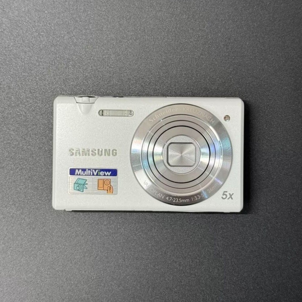 Samsung MV800 Compact Digital Camera 16MP 5x Optical Zoom with Touchscreen White