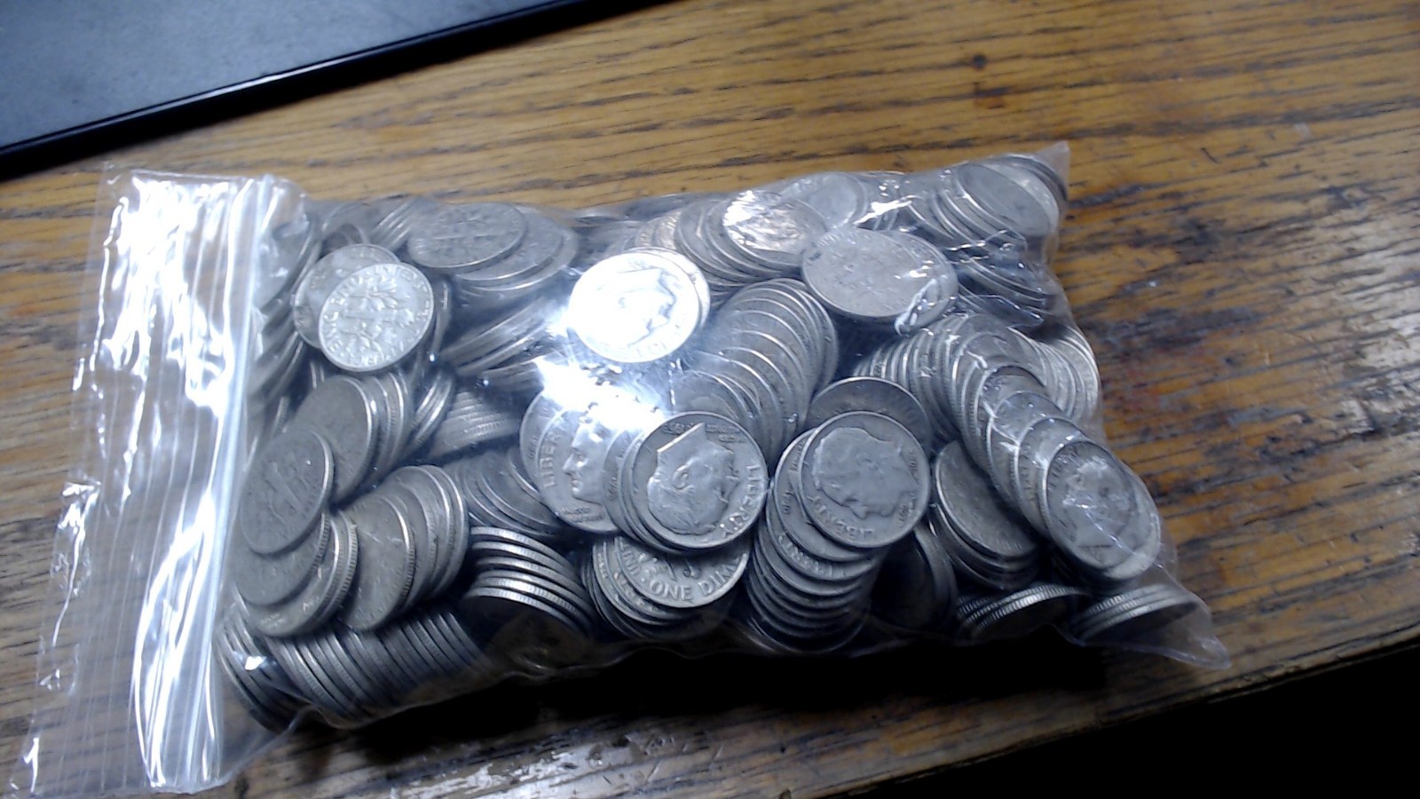 10 count. US Silver Dime Lot  Assorted Mercury or Roosevelt dimes assorted date