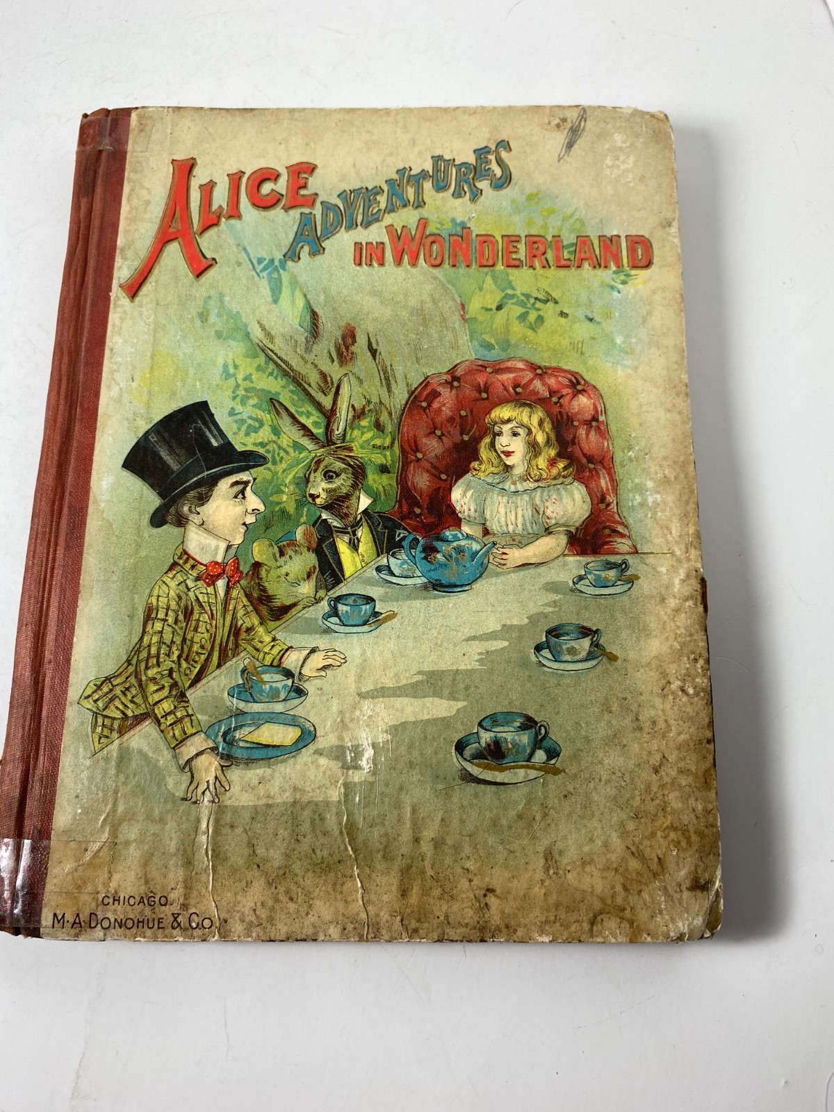Antique Alice\'s Adventures in Wonderland Illustrations by John Tenniel,1900