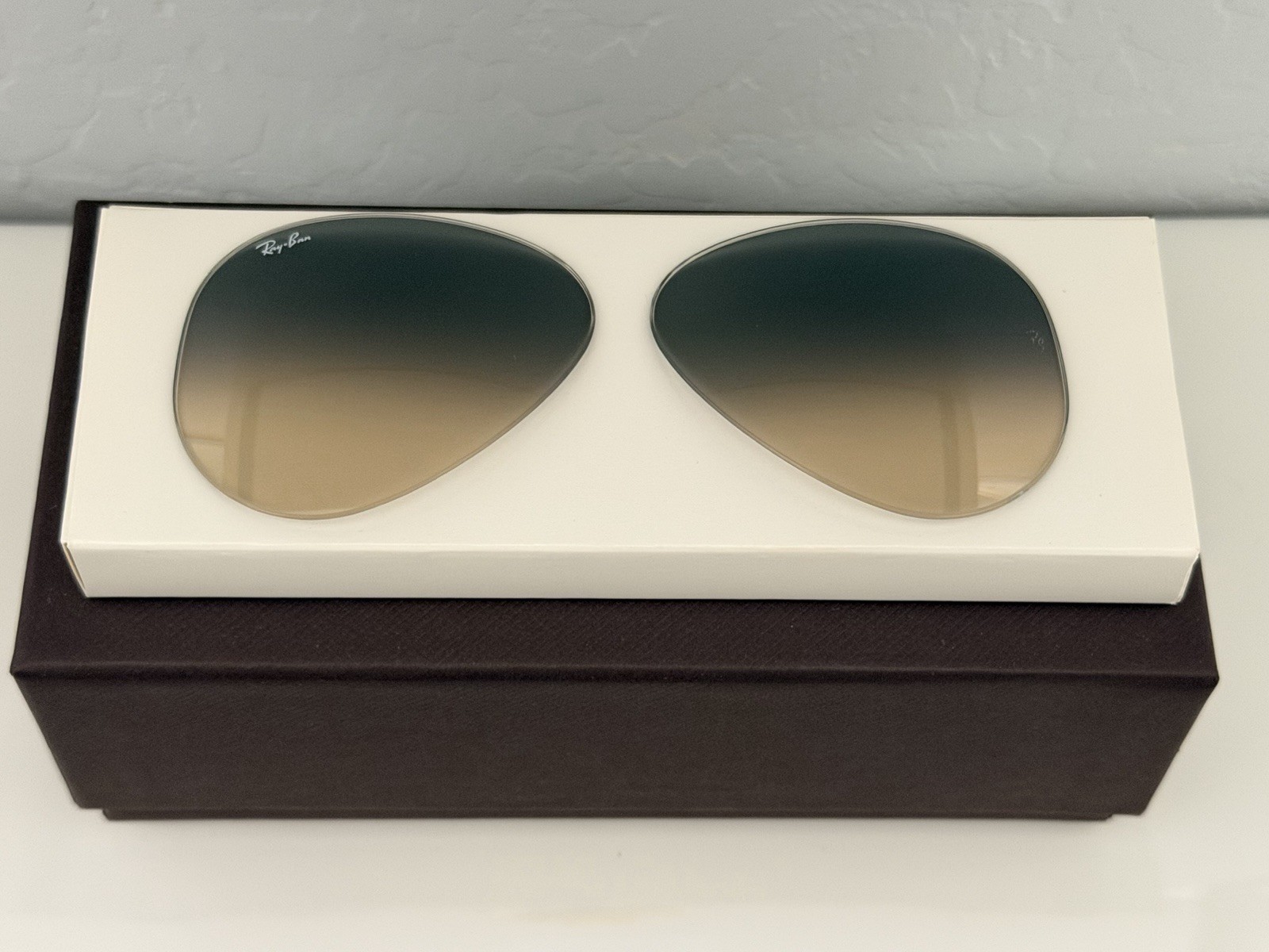Auth RayBan 3025 Replacement Lenses Non -Polarized 62mm Blue Gradient &free Case Auth RayBan 3025 Replacement Lenses Non -Polarized 62mm Blue Gradient &free Case
