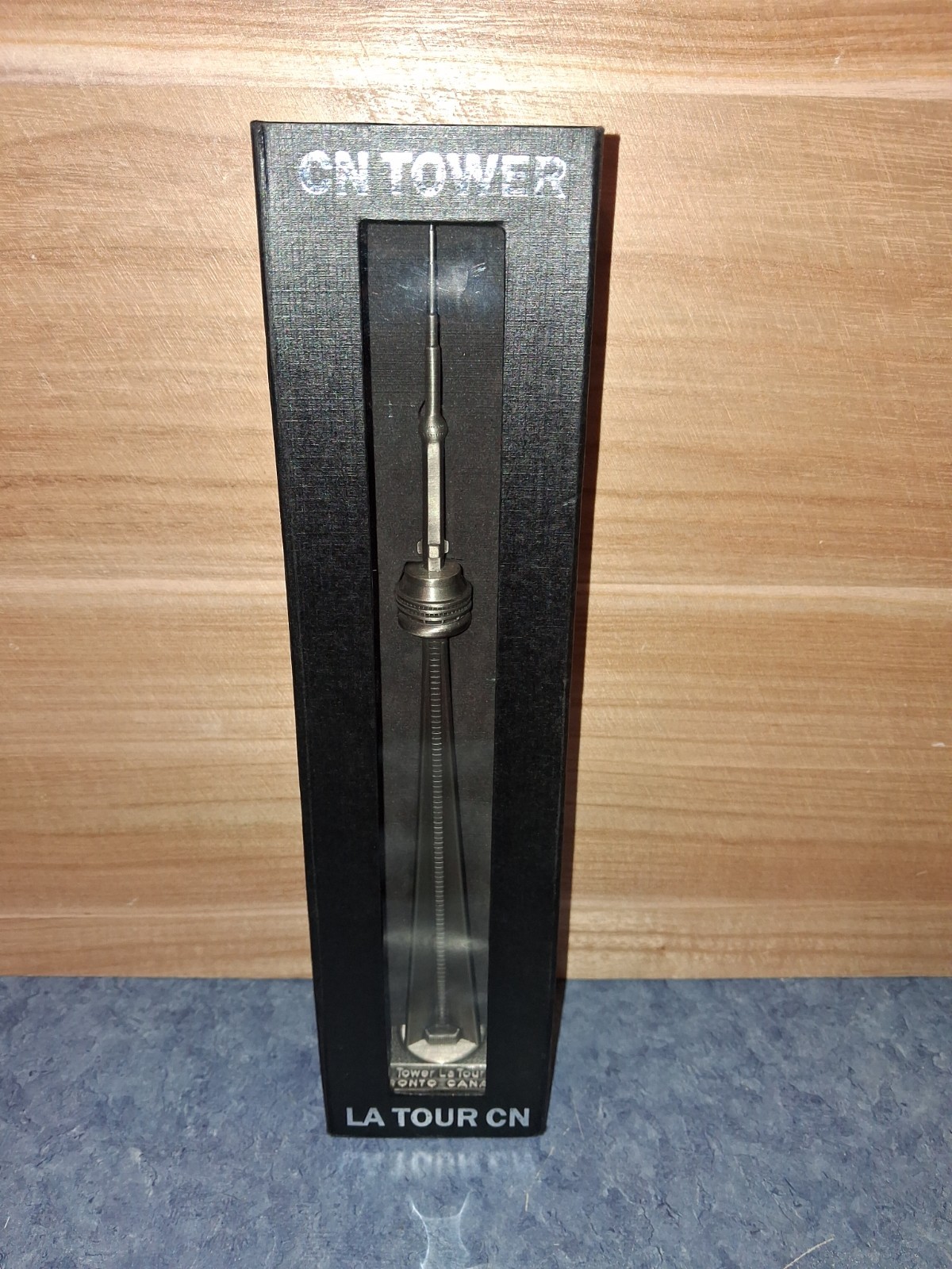 Vntg Pewter CN Tower Toronto Canada Landmark Souvenir Model W/Rotating Top Floor Vntg Pewter CN Tower Toronto Canada Landmark Souvenir Model W/Rotating Top Floor